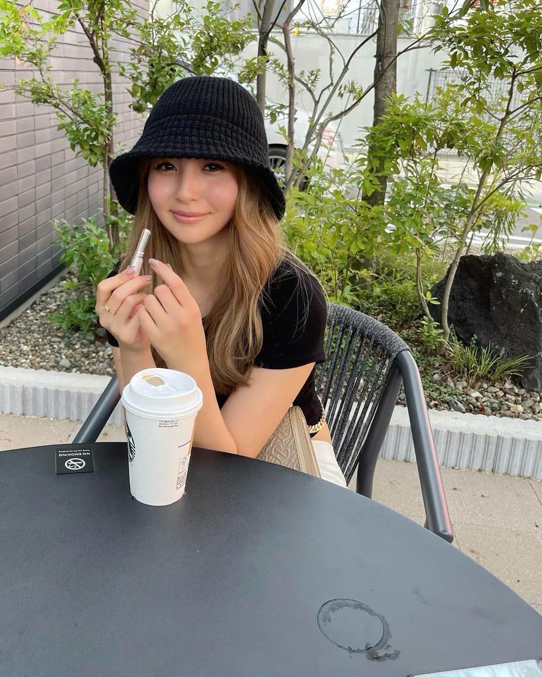 もえぴーのインスタグラム：「🤍」