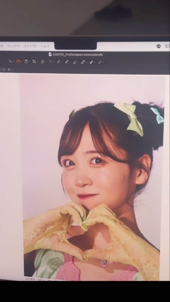 櫻井優衣のインスタグラム：「"わたしの一番かわいいところ"ジャケ写公開されました！選ばれなかったカット達💭💭#ふるっぱー　#わたしの一番かわいいところ #櫻井優衣」