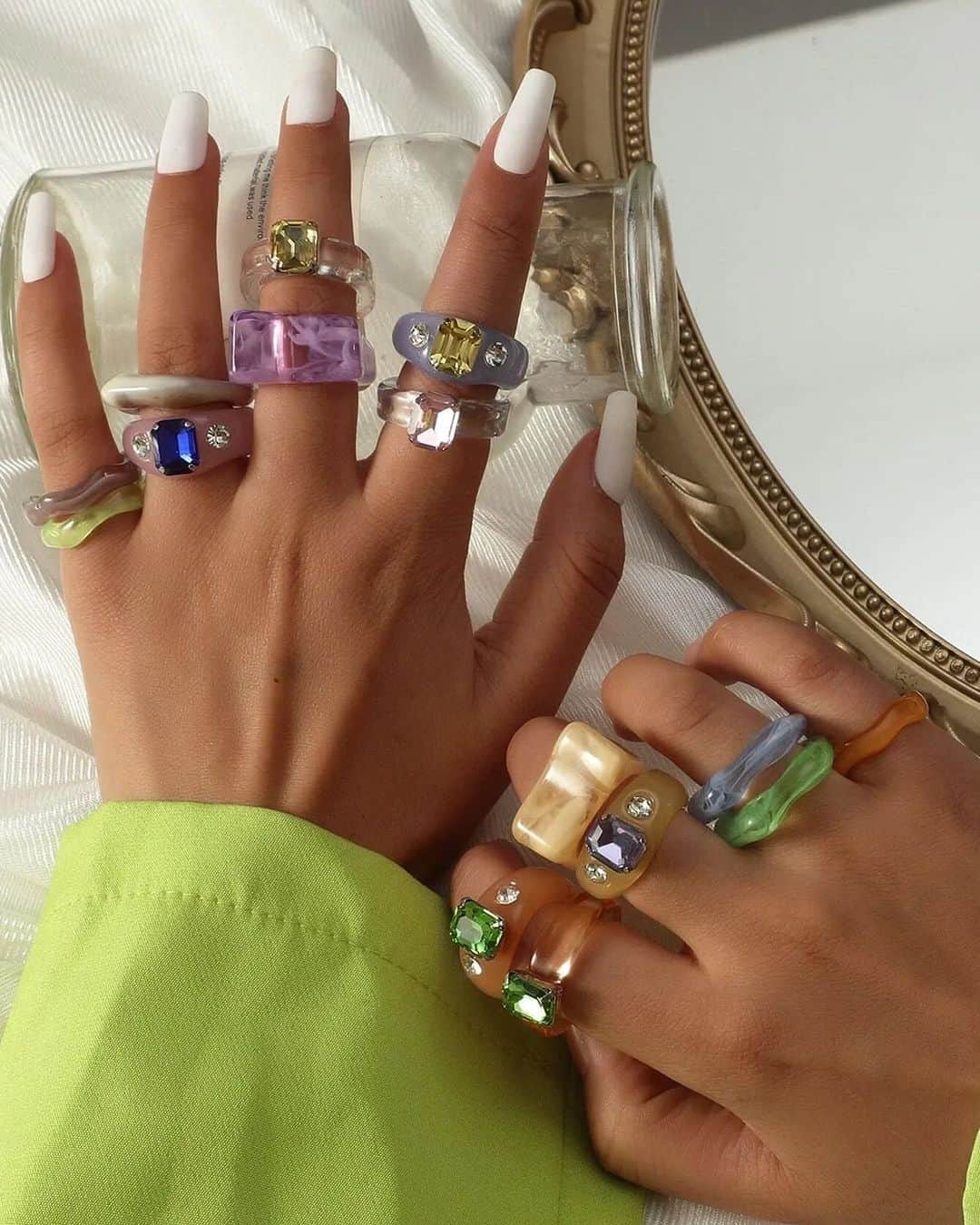 SHEINのインスタグラム：「Feeling lucky? 🍀😉 Get your daily greens in with stacks on stacks of vibrant accessories 💚  🔎3442806 5512407 11967511  #SHEIN #SHEINforAll #SHEINstyle #fashion #chic」