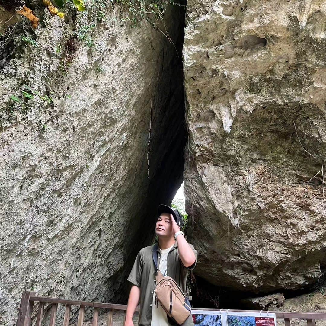 横山裕之さんのインスタグラム写真 - (横山裕之Instagram)「沖縄をやっちゃってました👺  ええDAY‼️  #沖縄 #パンケーキ #パニラニ #せーふぁーうたき  #てんぐ #横山ミル」7月27日 13時43分 - tengu_yokoyama