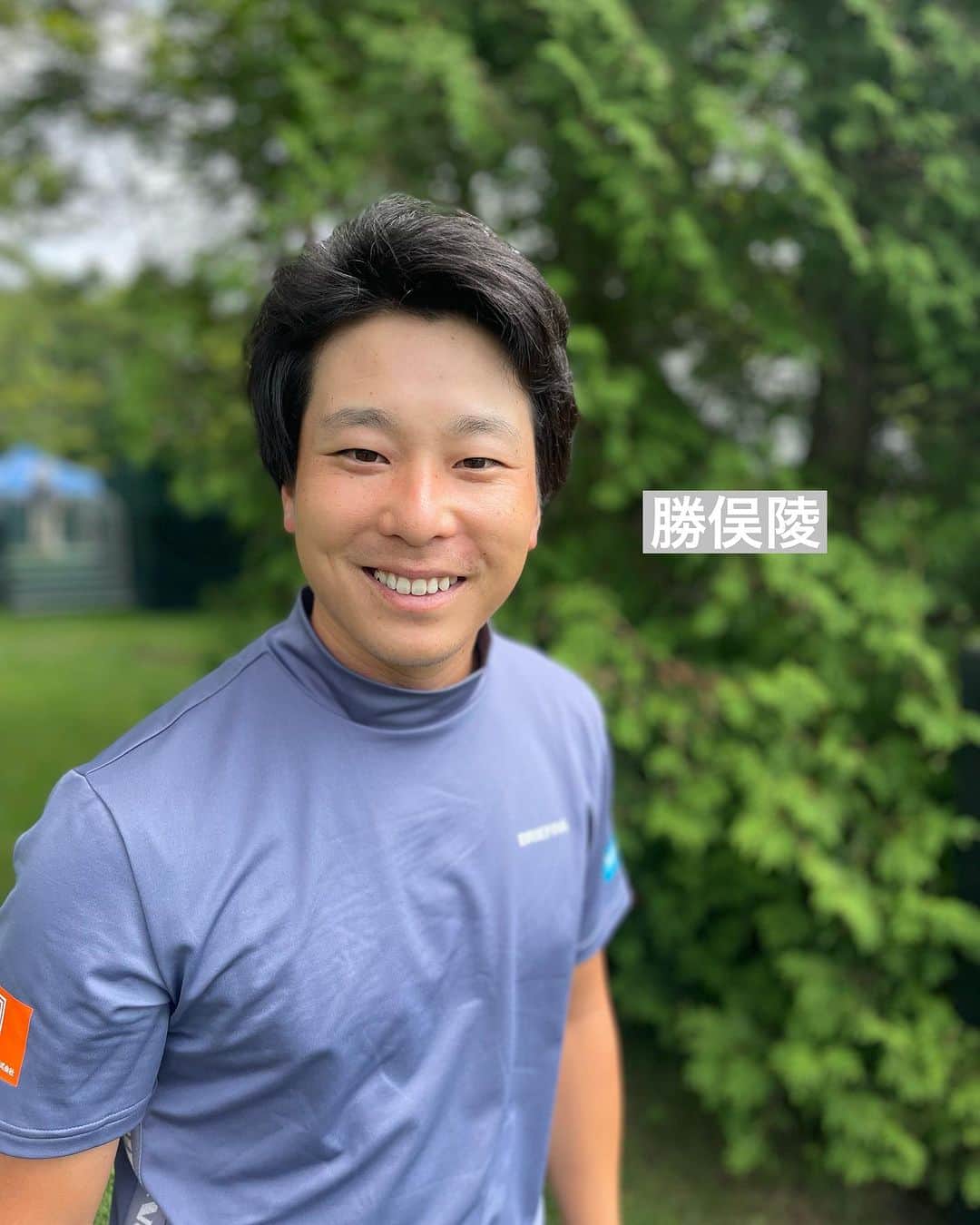  JGTO 男子プロゴルフツアーのインスタグラム：「日本プロゴルフ選手権大会2023 1st Round 午後組のスタート前です😉 #日本プロゴルフ選手権大会2023 #恵庭カントリー倶楽部 #北海道」