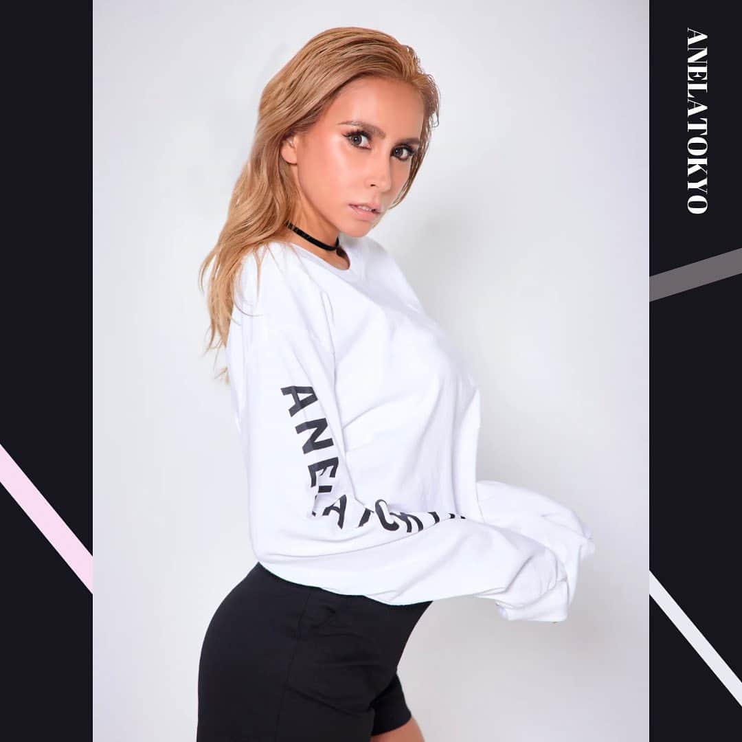 ANELA TOKYOのインスタグラム：「ANELATOKYO LOGO LONG T-SHIRT  Price:¥11,000(taxin)【単品】  ¥44,000(taxin)【全部SET】 Color:BLK/GRY/WHT/PNK  #anelatokyo」