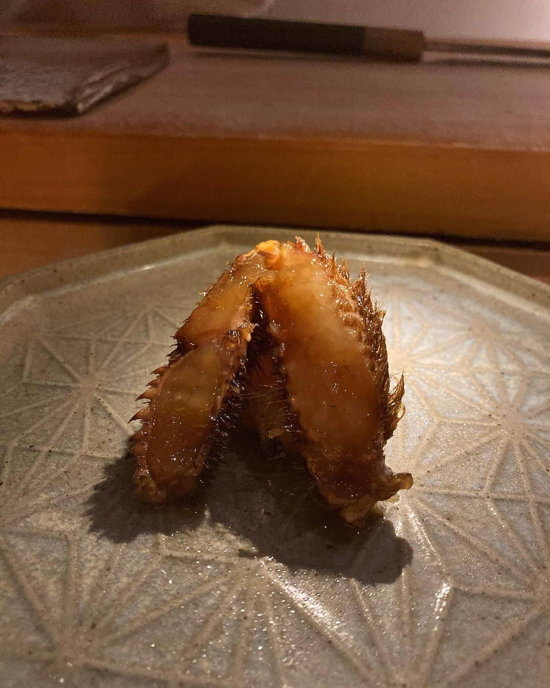 工藤ジェニファー茉侑さんのインスタグラム写真 - (工藤ジェニファー茉侑Instagram)「@sushi_fukuzuka    #和食 #おすし #寿司 #すし #お寿司 #sushi #sushitime🍣 #sake #sushilovers #日本酒 #日本酒女子 #日本酒好きな人と繋がりたい #酒スタグラム #グルメ女子 #グルメスタグラム #グルメ好きな人と繋がりたい #グルメな人と繋がりたい #ミシュラン　#鮨スタグラム　#お寿司大好き #寿司スタグラム　　#和食　#日本料理　#西麻布グルメ #西麻布ディナー #お酒好きな人と繋がりたい #お酒好き女子 #グルメ好きな人と繋がりたい #グルメ女子 #グルメスタグラム #東京グルメ #グルメ好きと繋がりたい　#神楽坂グルメ」7月27日 15時20分 - jennifermayu_s