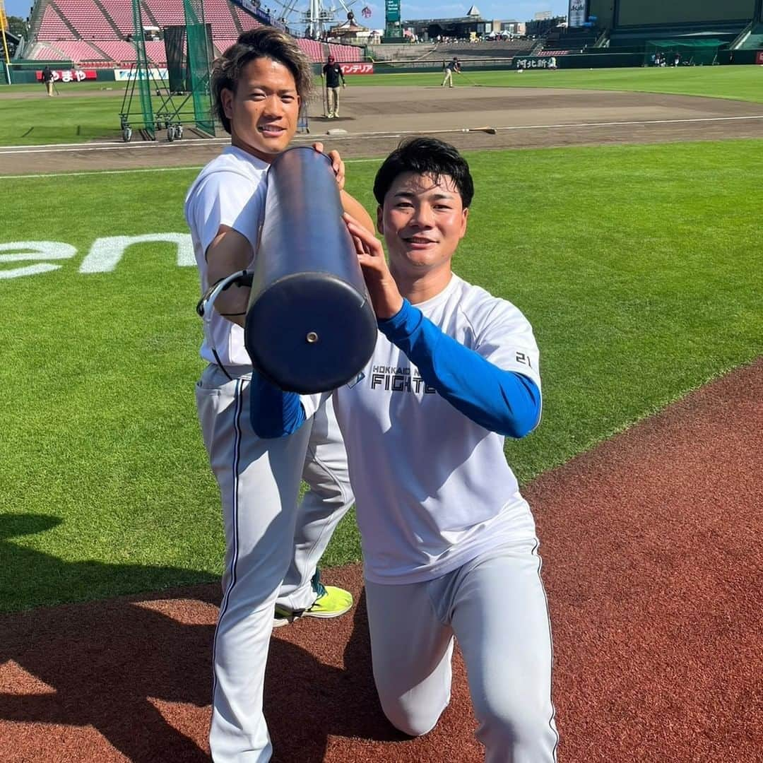 北海道日本ハムファイターズさんのインスタグラム写真 - (北海道日本ハムファイターズInstagram)「連勝するぞ⚾ #清宮幸太郎 #福田俊 #新時代 #lovefighters」7月27日 15時42分 - fighters_official