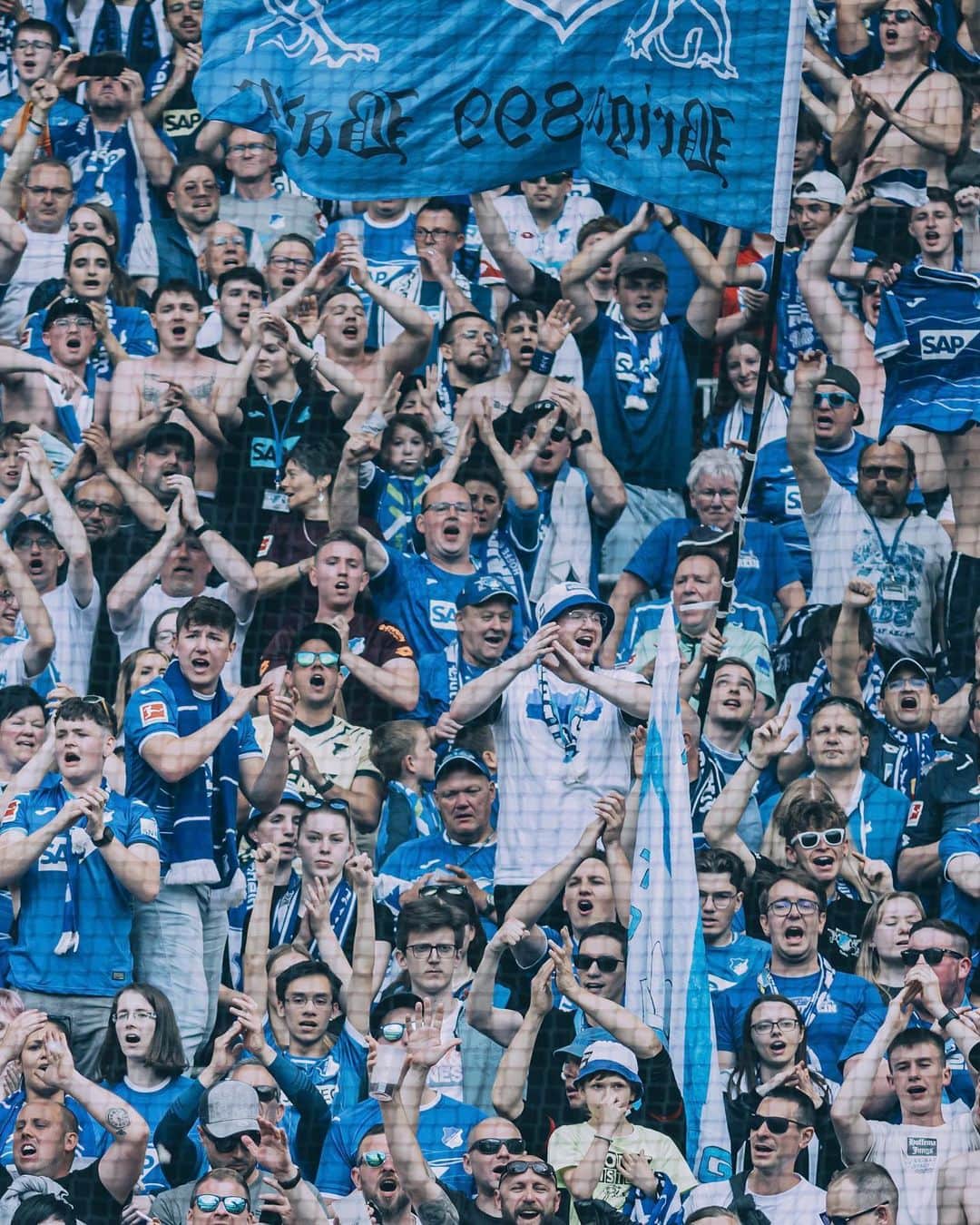 TSG1899ホッフェンハイムのインスタグラム：「🏟️ Saisoneröffnung in der PreZero Arena!  Neben dem Testspiel gegen @rangersfc warten am Samstag zahlreiche Highlights auf Euch. Tickets & Infos: tsg-hoffenheim.de 📲」