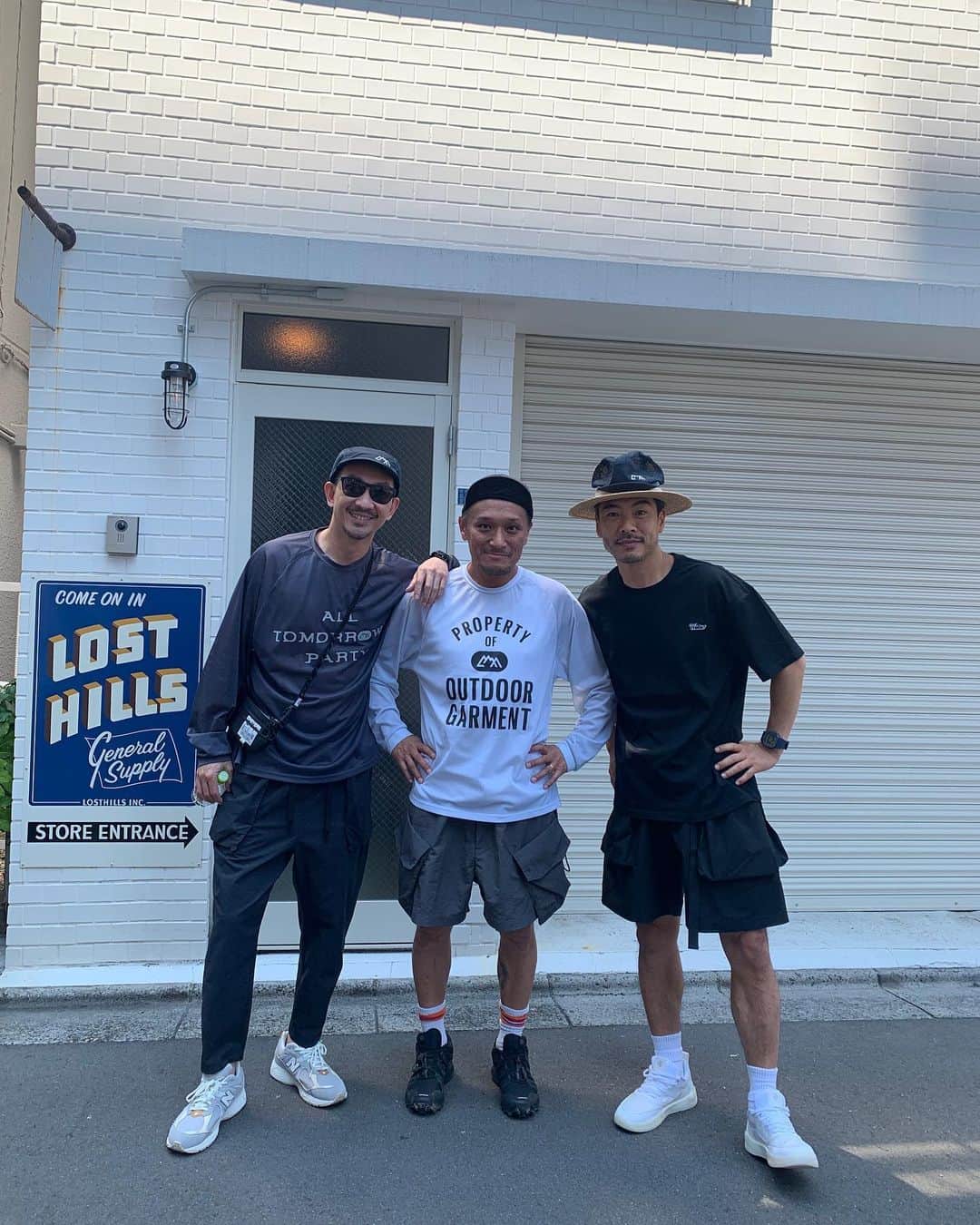 サム・リーのインスタグラム：「好久不見了 @cmfoutdoorgarment_official」