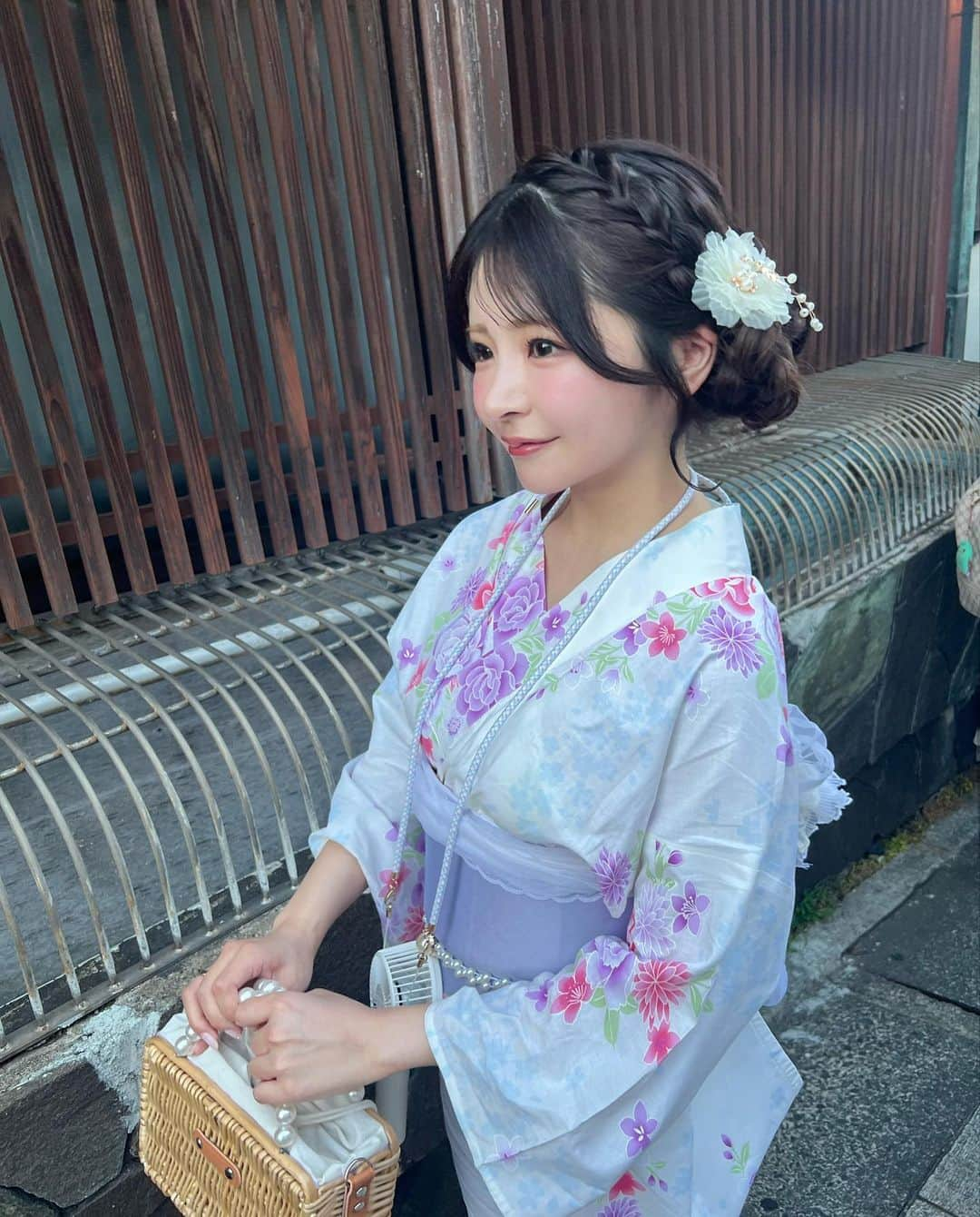 石原めるのインスタグラム：「. 呼び出し 2人で浴衣で花火。🎇👘 ♡ . . . #葛飾納涼花火大会 #浴衣 #花火大会」