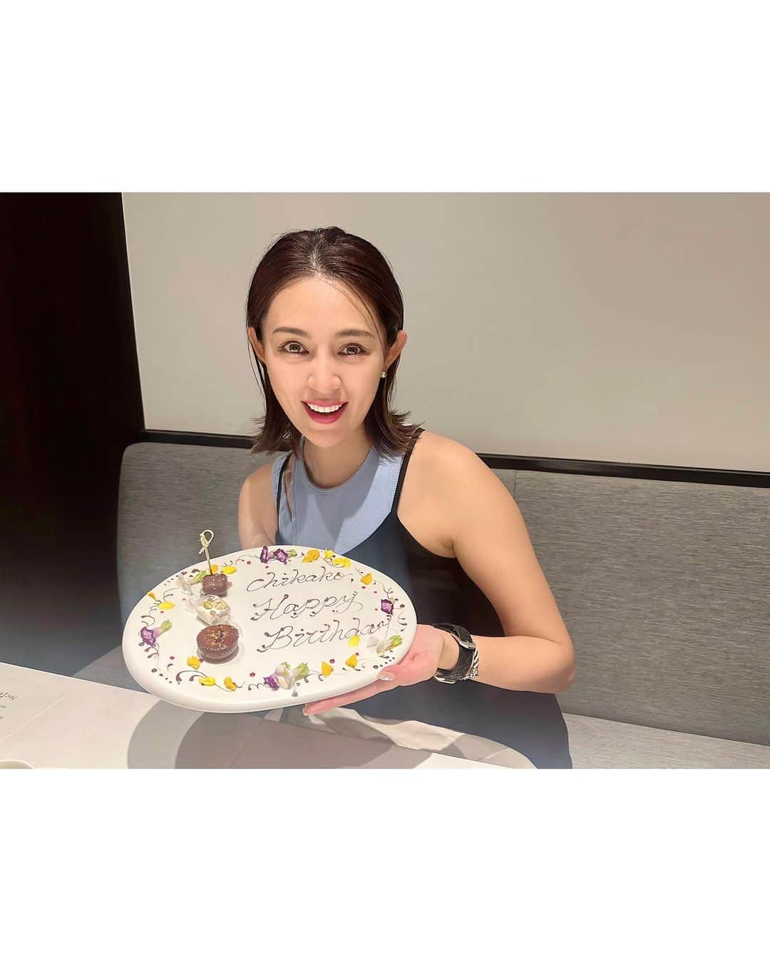 渡辺知夏子さんのインスタグラム写真 - (渡辺知夏子Instagram)「今年もお祝い🥂ありがとう、友よ🥰   #birthday  #birthdaylunch  #ありがとう   #感謝」7月27日 22時45分 - chikako_724
