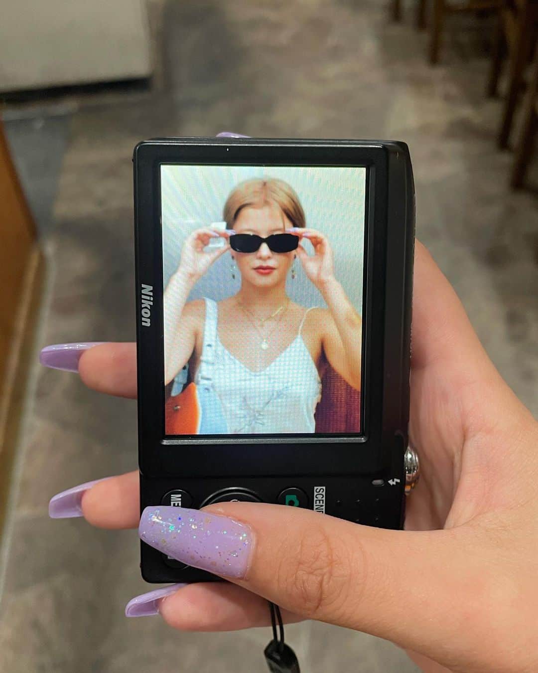 RONAのインスタグラム：「？？？」