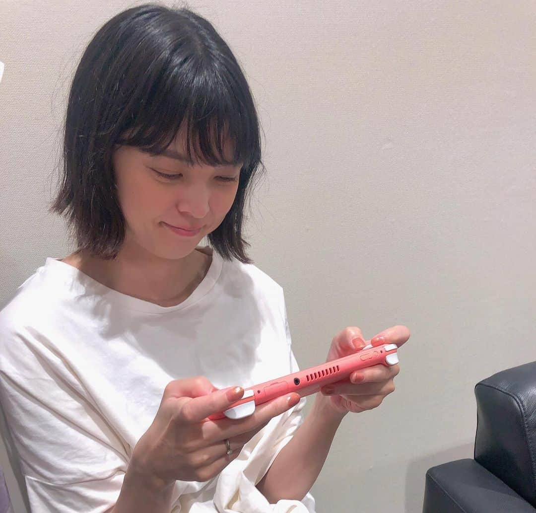 Megu のインスタグラム：「ゼルダに夢中だった🩷  #negicco」