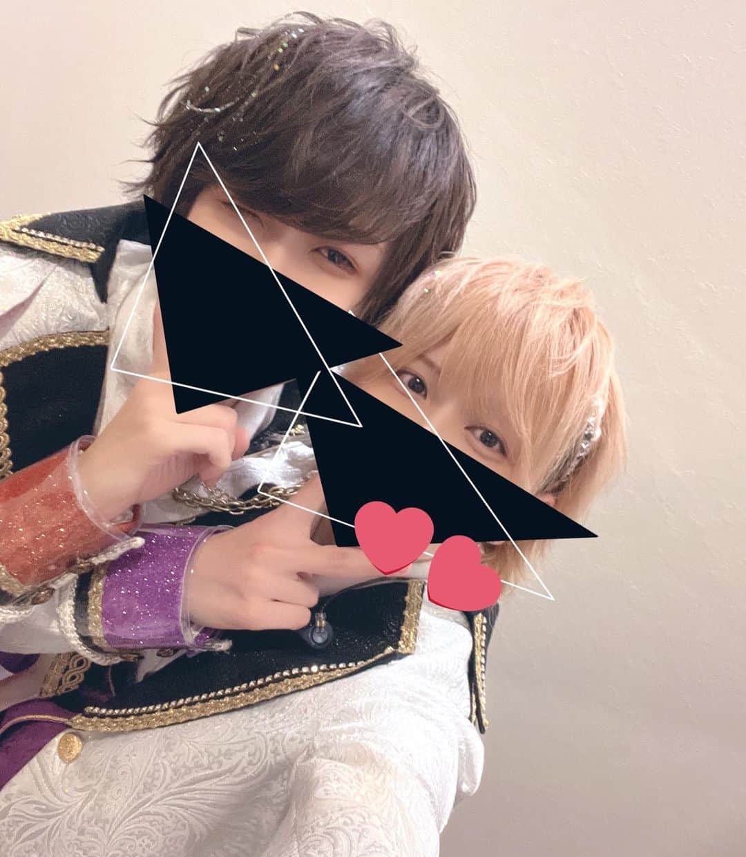 のインスタグラム：「ふぇにくろと🐣」