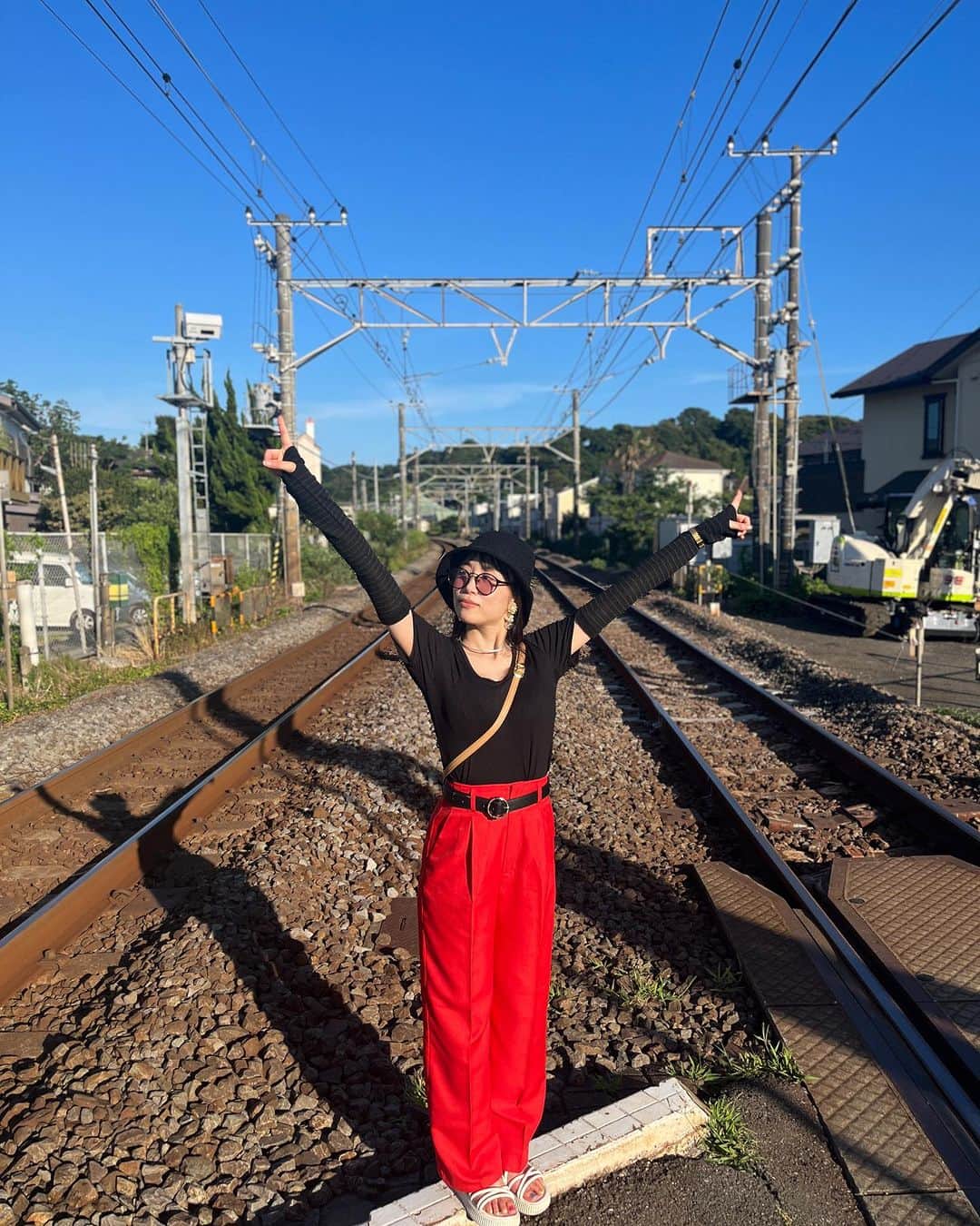 水谷千尋さんのインスタグラム写真 - (水谷千尋Instagram)「まだまだある🤤☀️🌻🪼⛵️🏝️   #JAPAN #kamakura  #kamakurashirts  #daibutsu  #seeside  #summer #vacation」7月27日 18時48分 - chippy_0804