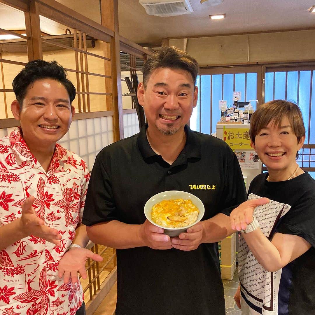 羽地政義さんのインスタグラム写真 - (羽地政義Instagram)「上野さんと丼ロケでした 一杯に注ぎ込まれた情熱とこだわり。 至極の丼をお届けします！ 放送は8月5日(土)のトコサタです🙌」7月27日 19時05分 - hanejimasayoshi