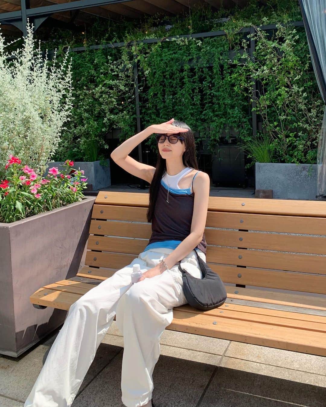 Shiho Sasakiのインスタグラム：「毎日☀️🔥💦  #私服」