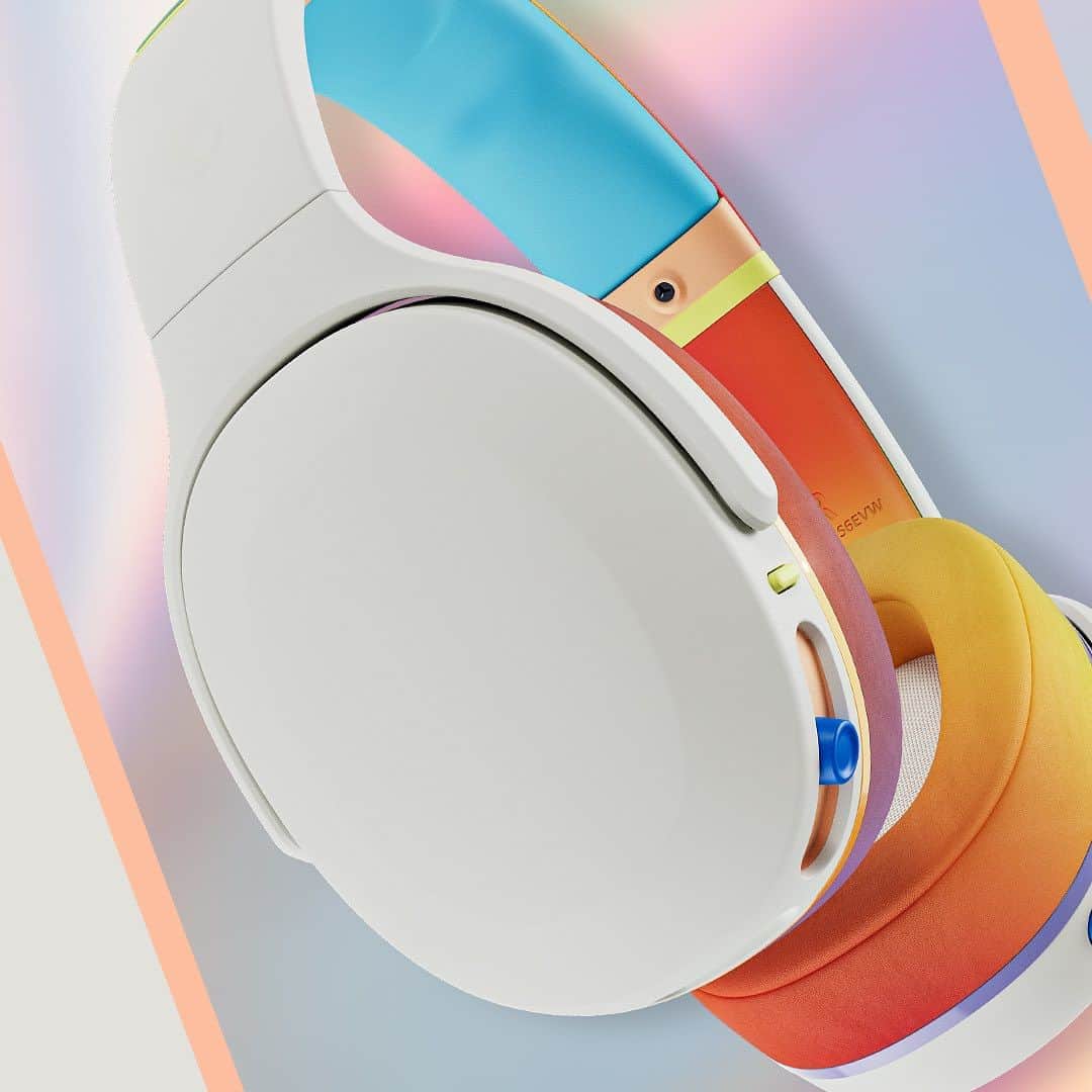 Skullcandy Japanのインスタグラム：「【予約受付中】All Love Crusher Evo🌈❤️ 夏に映える 体感型ヘッドホンクラッシャー🎧 サブウーファー内蔵🔊 予約はスカルキャンディー公式サイトSkullcandy.jpにて✨」