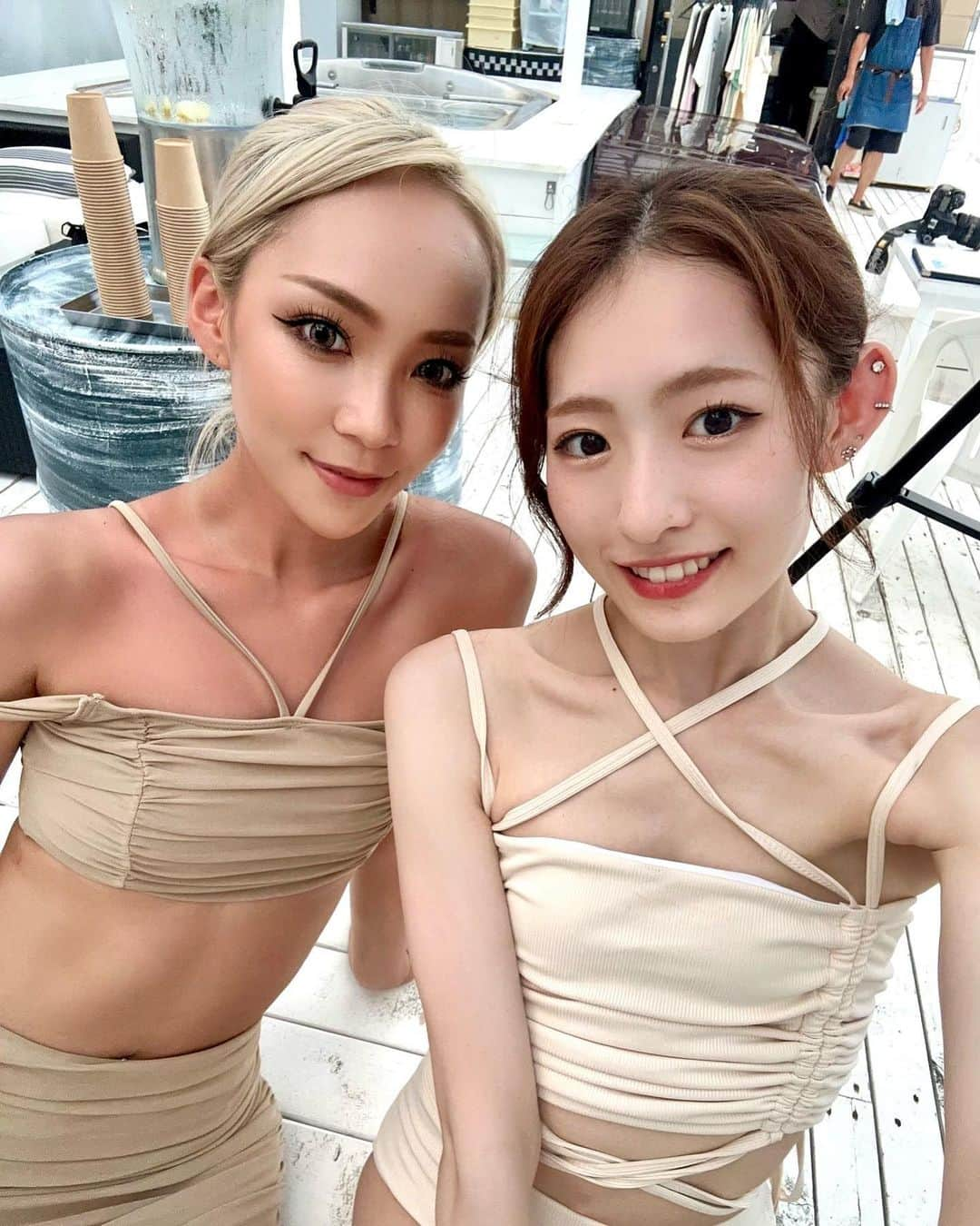 河部風花さんのインスタグラム写真 - (河部風花Instagram)「⁡ 1泊2日撮影で仲良くなった LANAちゃんと💕 ⁡ 色の差がすんごいんだから🤣🤣 ⁡ #ラブママ #ラブモ #ギャル #ギャルママ #ママ #2児のママ #シングルマザー」7月27日 19時44分 - fu_ka_0104