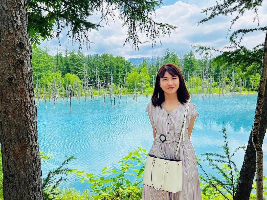 東條麻依子さんのインスタグラム写真 - (東條麻依子Instagram)「北海道の青い池へ😊 まるで絵画のような場所でした･:*+.  . #青い池#本当に青い#素敵」7月27日 19時45分 - maiko_tojo
