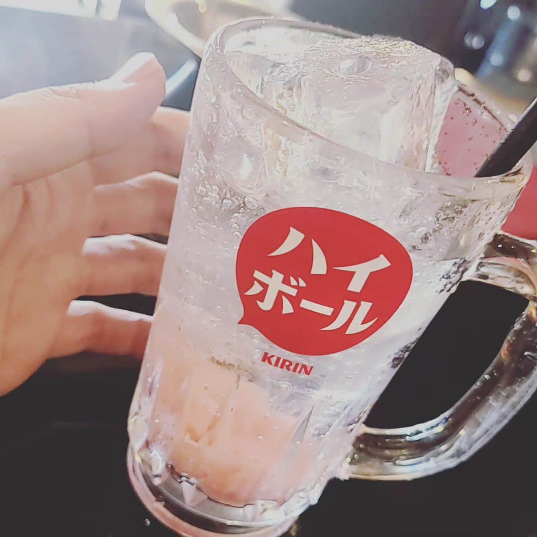 涼平さんのインスタグラム写真 - (涼平Instagram)「ガリサワー🍶  最初躊躇したけど飲んだらめちゃくちゃ爽やかで夏に合う飲み物でした🔥」7月27日 19時50分 - mm_peko