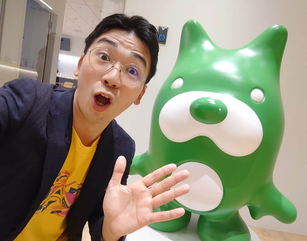 のインスタグラム：「「Zeebra's LUNCHTIME BREAKS」お聴き頂いた皆様有難うございました！観覧にお越し頂いた皆様大変感謝であります。SCHOOL OF HIPHOPでは僭越ながら自分のルーツのHIPHOPについてお話させて頂きました。ZEEBRAさん誠に有難うございました！見逃し配信もございますのでまだの方は是非！  #WREP #DOTAMA  https://wrep.jp//」