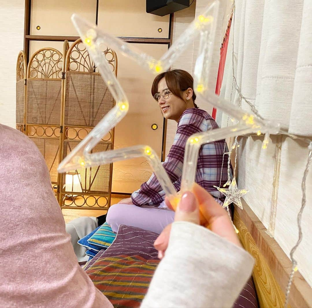 増田有華さんのインスタグラム写真 - (増田有華Instagram)「＊  たのしくたのしくたのしーーーい現場☺️💓 ガールズトークが止まらない。 今日は1日中3人のお芝居パートでした。 この2人でほんっとよかった♡ あと少しで撮影終わっちゃうの、さみしーーーー。🥹  ・ ・ ・ #まるまるちゃん #●●ちゃん #ABCドラマ #8月20日スタート #秋山ゆずき #大久保桜子」7月27日 20時22分 - masuyuka_official