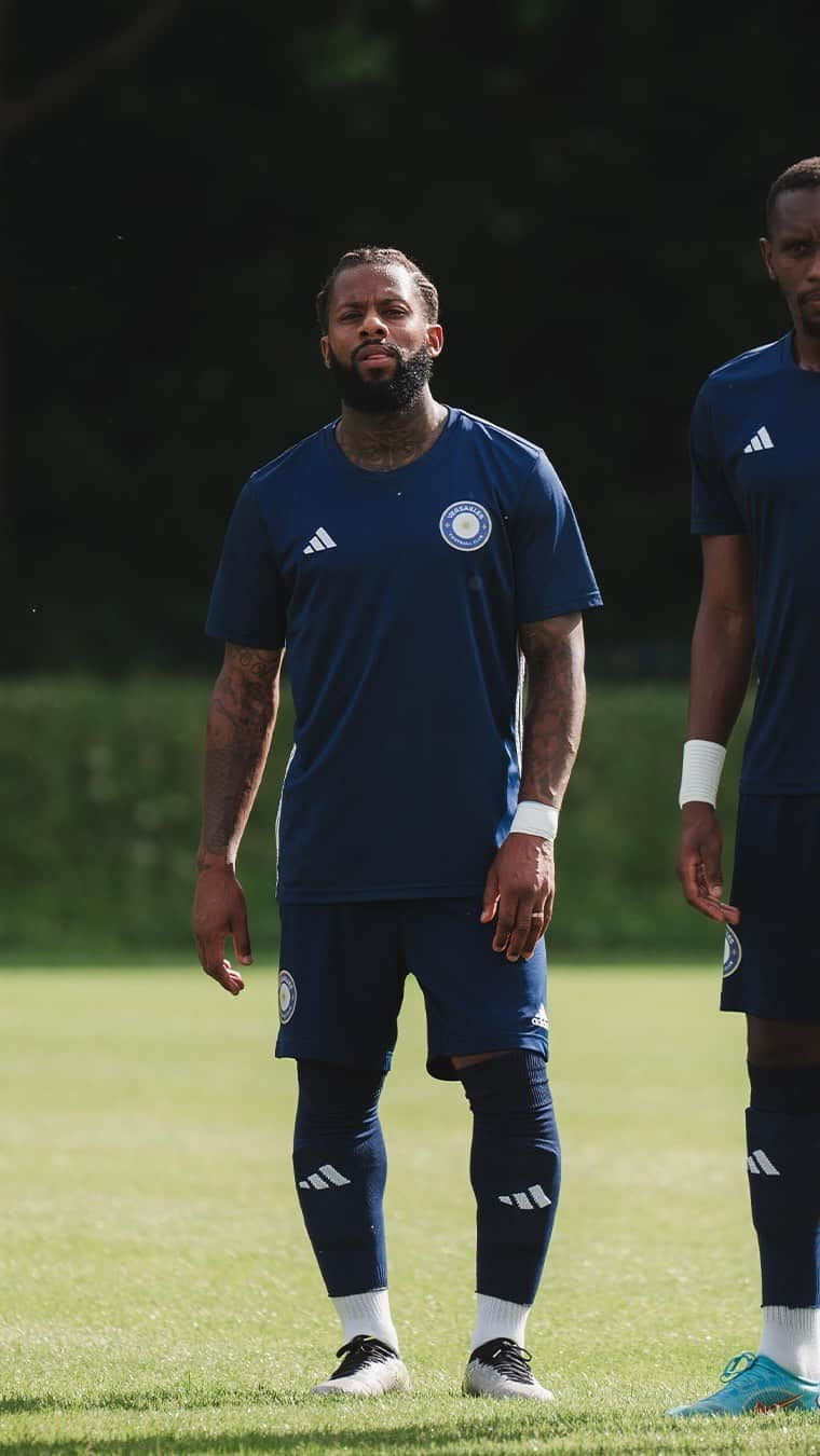 イェレマイン・レンスのインスタグラム：「@jeremain Lens 🎯  🫡 Bien servi par @florianfloggo   Prépa 23 : #PFCFCV   #Ensemble | #TeamFCV👑 #UneSeuleEquipe #nationalFFF  #foot #football #ParisFC」