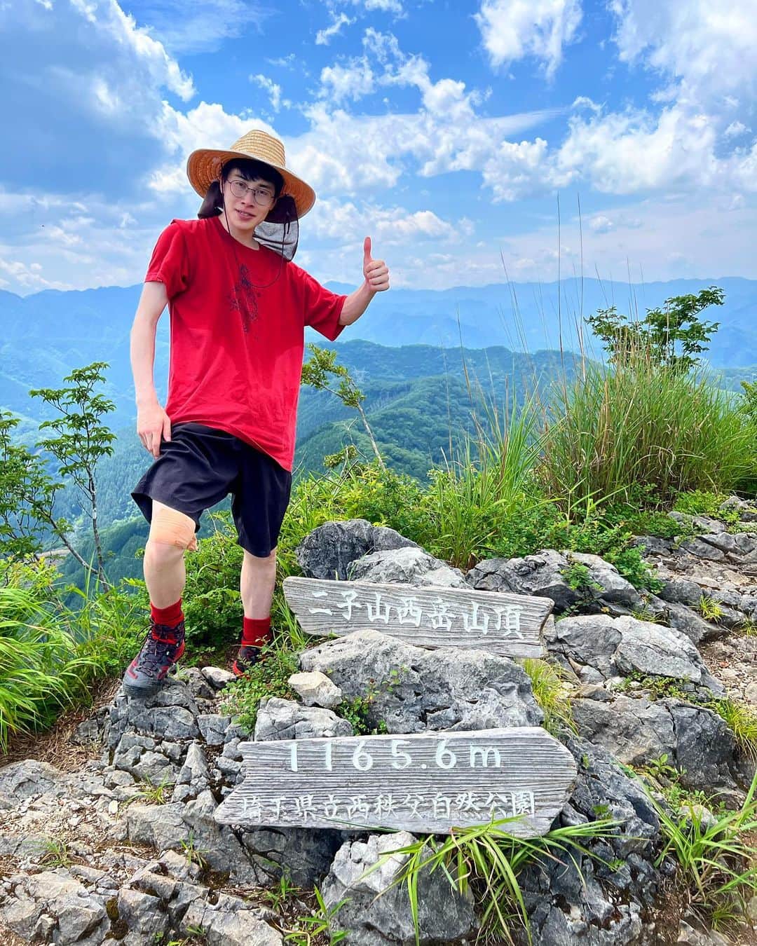 トマトクンのインスタグラム：「二子山制覇  #二子山#秩父#埼玉#登山」