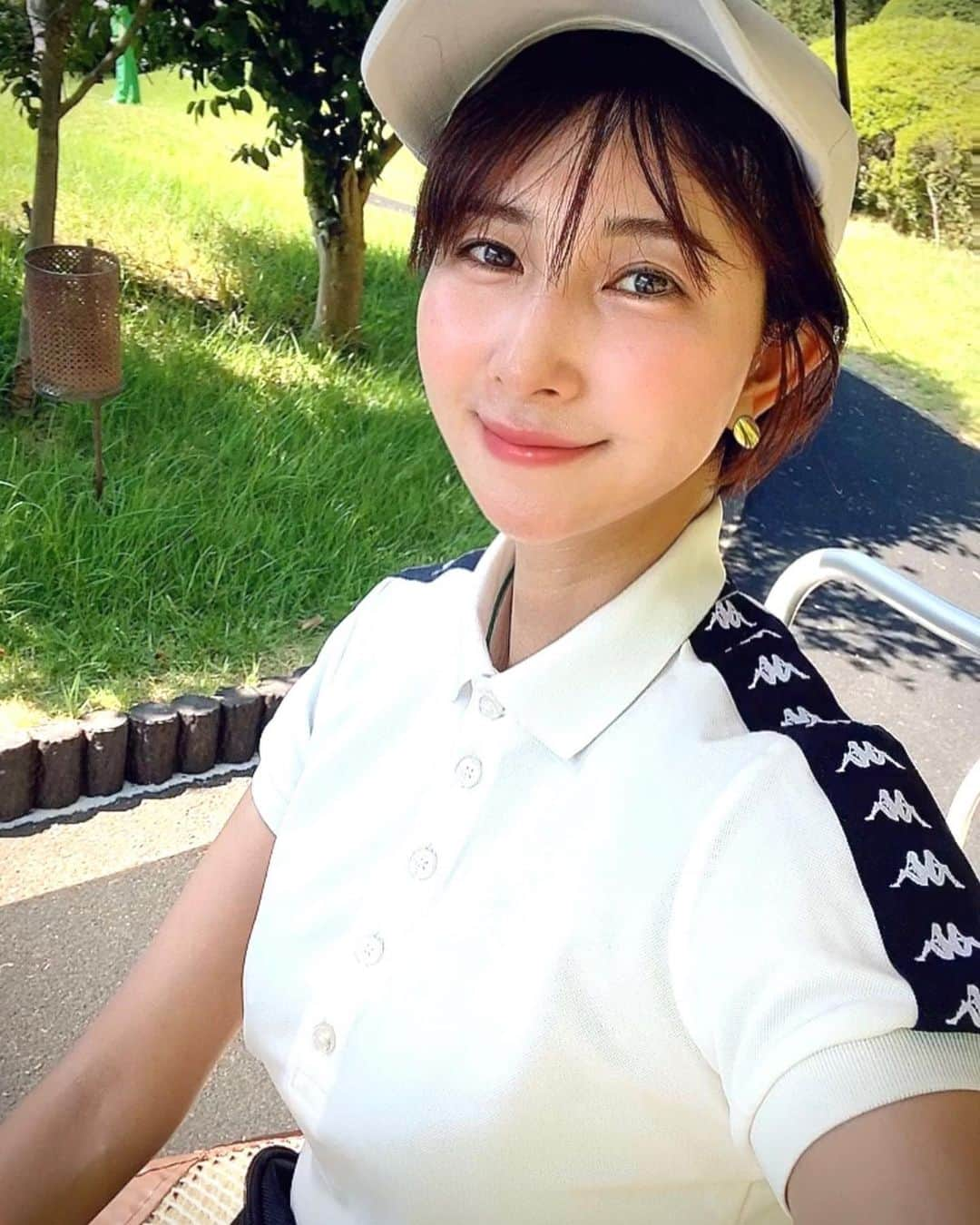 みづきのインスタグラム：「暑いですね🌻  眉毛のアートメイクをしました😌 ゴルフ⛳️は汗をかくし、メイクしなくてもキリッとして良い感じです！  デザインや色も選べて満足🤝 平行眉か迷ったけど、エレガント眉の方がリフトアップして見えるので一旦そちらをチョイス！  男性にもおすすめです！  @dazzy_clinic @dazzyclinic_dazzyclinic._.endo ・ #アートメイク #アートメイク東京 #眉アートメイク #美容クリニック #美容情報 #時短メイク #デイジークリニック #dazzyclinic #ゴルフ女子 #kapper #ショートヘアー」