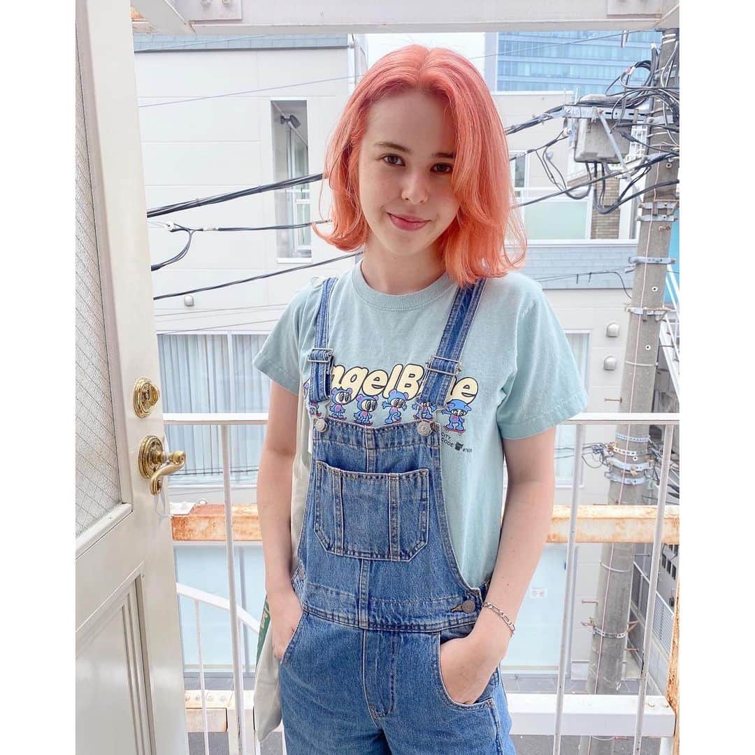 のインスタグラム：「salmon pink♡ ちょっと前ですが、 @raspberry__jamm  ありがとう🫶🏻✨ #Bettie #bettiehair」