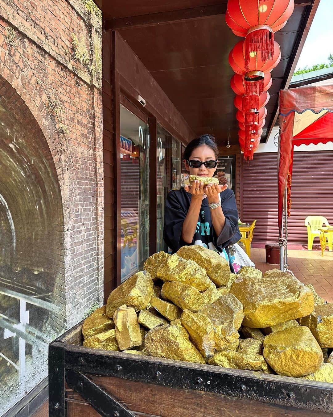 十枝梨菜さんのインスタグラム写真 - (十枝梨菜Instagram)「chihiro (*´︶`*) #taiwan #jiufen #shifen」7月27日 20時40分 - rinatoeda0611