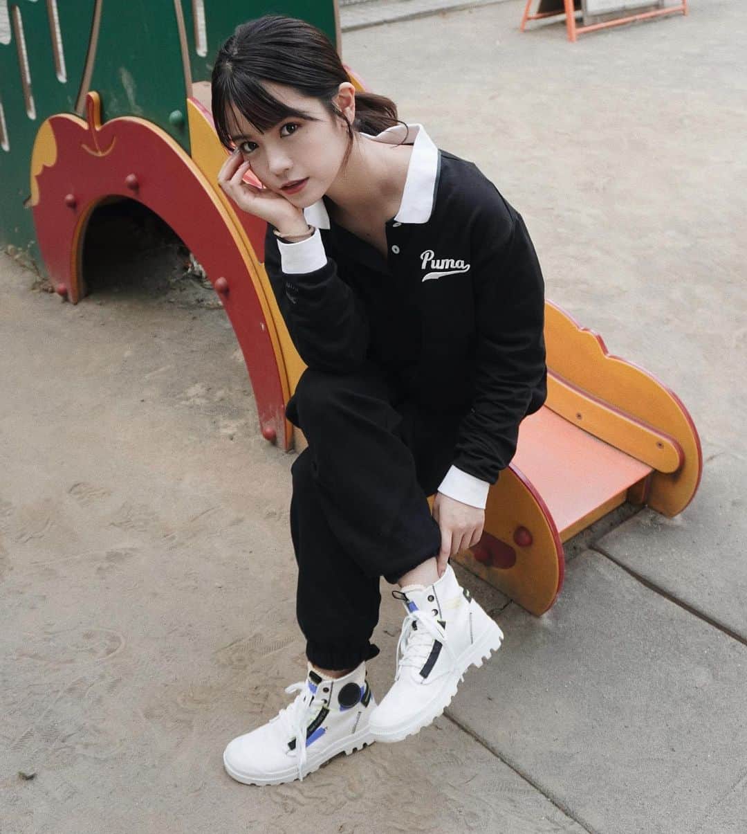 村山優香のインスタグラム：「ありがとうございます☺️ すっごく可愛い～ 運動にも、オシャレ靴としても◎♡♡ @palladium @palladiumjapan   #パラディウム   #palladium  #スニーカーブーツ」