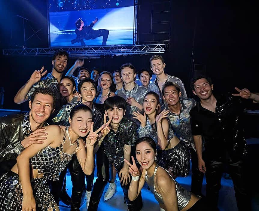 ジェイソン・ブラウンのインスタグラム：「Thanks Nikko! What a fun past few days performing here!! Can’t believe we’re already halfway through the tour! Next stop, Osaka! 日光、ありがとうございました！皆さん、来てくれてありがとう！嬉しい〜！次は大阪です！🥰  📸: @yoshiki_kogaito (2-4)  #nikko #japan #theice #theice2023 #figureskating #show #iceshow #tour #skating @fstheice」