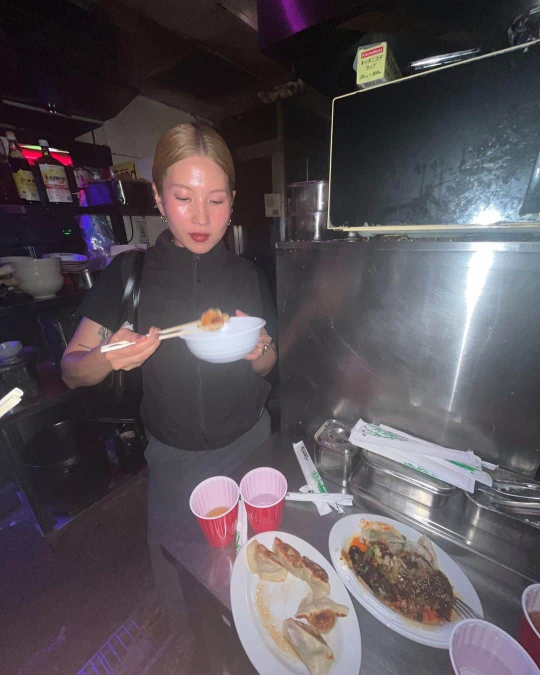 菊乃さんのインスタグラム写真 - (菊乃Instagram)「dumpling chan dump🥟🍻」7月27日 23時03分 - kiki_sun