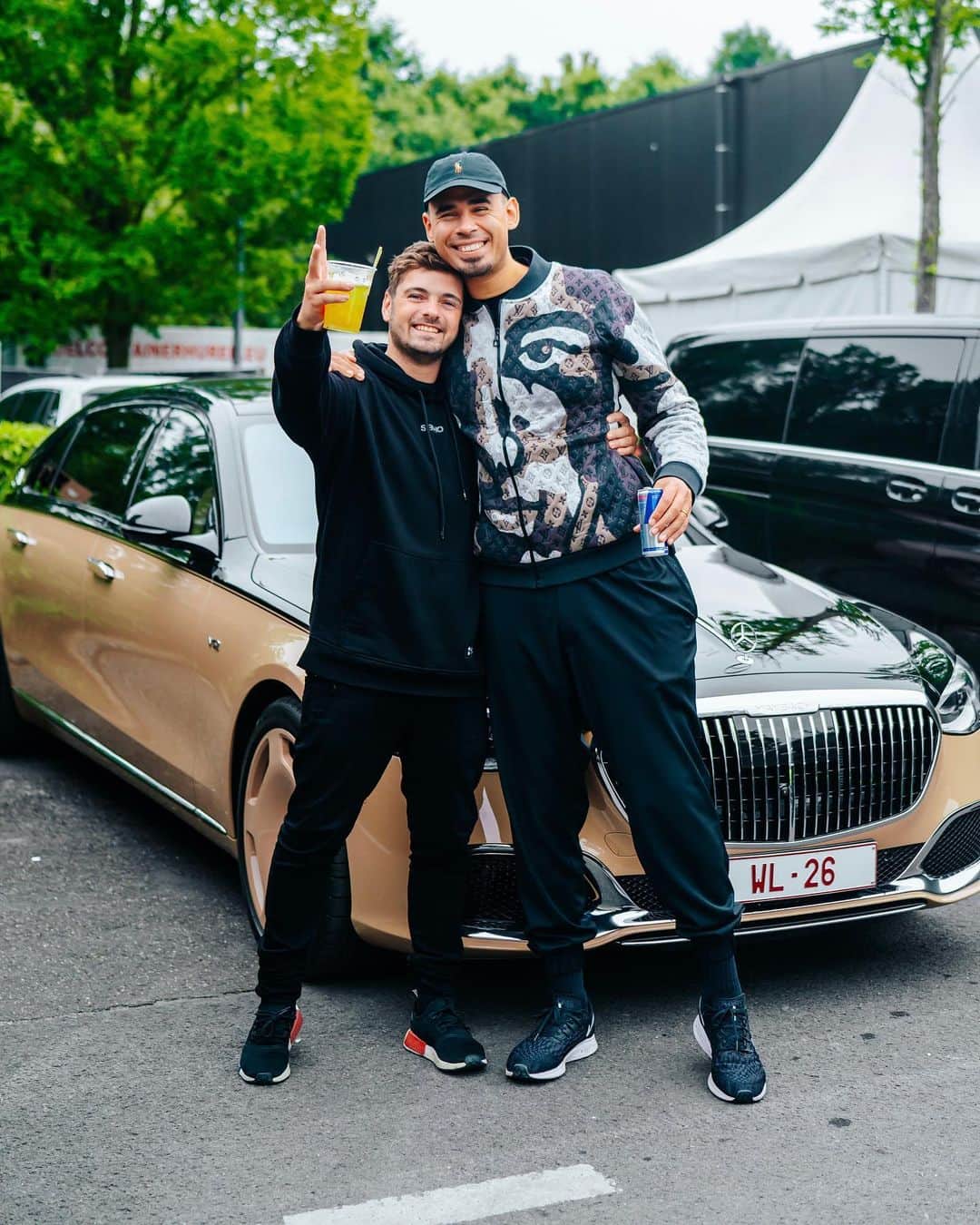 マーティン・ギャリックスのインスタグラム：「@martingarrix ❤️❤️❤️」