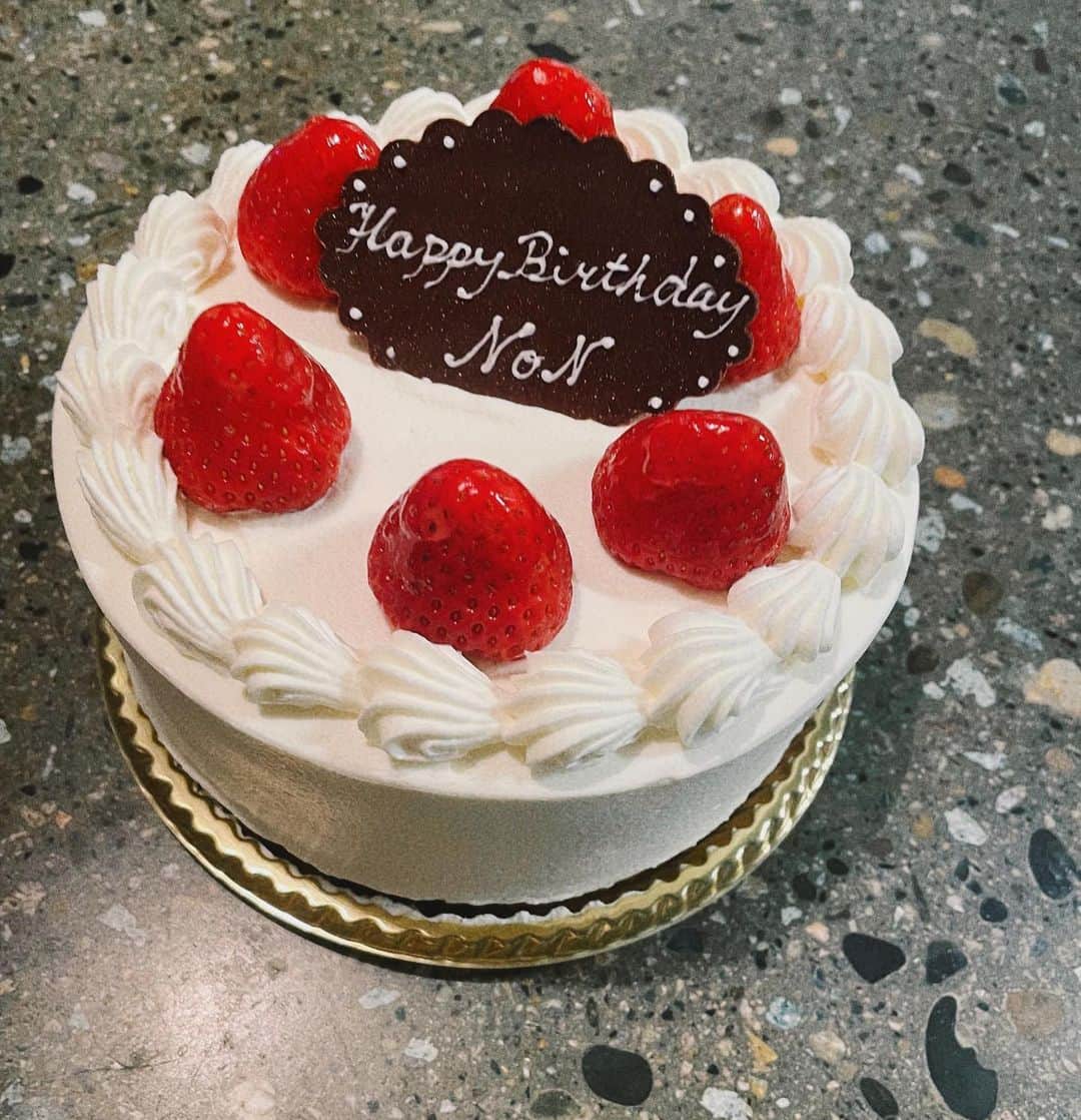 伊藤信子のインスタグラム：「Thank you for my family🎂😋 Jul.26,2023」