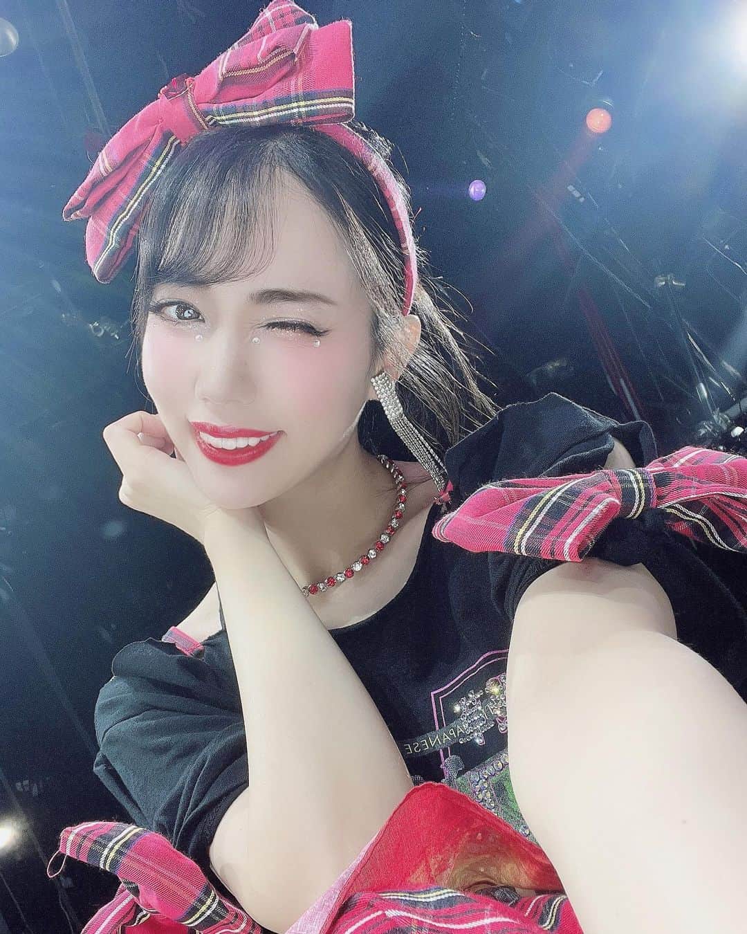 南まゆのインスタグラム：「♡ 浅草観光で暑くて 溶けそうになったそんな時は…! . 浅草ロック座で 涼んでください❤️✨ . そしてきっと心も浄化されて 素敵な夏を感じることが できますよ🥰✨✨✨ . お待ちしてます🥰🥰🥰 . 浅草ロック座 "PEACE LOVE ROCK  2nd公演 7/21-8/10 .  #浅草　#浅草寺　#浅草観光 #浅草オススメ　#浅草グルメ #浅草カキ氷　#浅草浴衣レンタル  #浅草カフェ #浅草デート　#浅草ランチ #隅田川花火大会  #隅田川　#浅草スイーツ #浅草さんぽ」