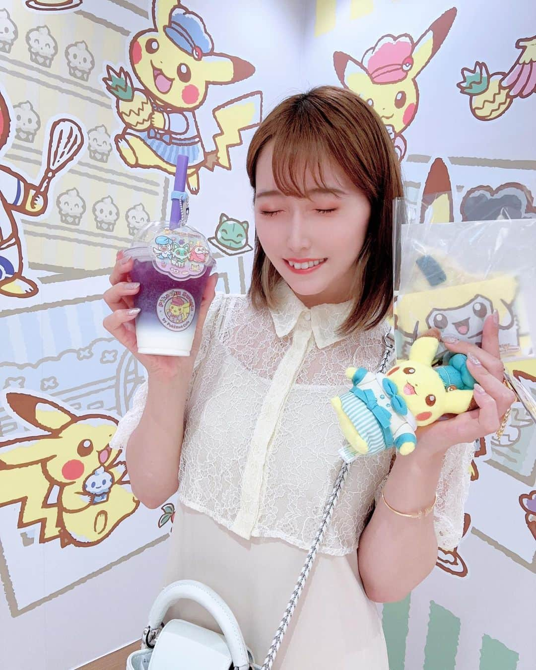 諸星みゆさんのインスタグラム写真 - (諸星みゆInstagram)「🍰 ⁡ 池袋のピカチュウスイーツで ポットデスにアロマセラピーしてもらった🫖💜 ⁡ おいしい紅茶わけてもらって リラックスできた〜(*˘⌣˘*)💭 ⁡ (帰りの電車爆睡しちゃった😪😴💤) ⁡ 大好きなジラーチのポケッフルも 食べて満足( ¯﹀¯ )🤍🤍 ⁡ ┈┈┈┈┈┈┈┈┈┈┈┈┈┈┈┈┈┈┈┈ ⁡ 🍰 Pikachu Sweets By Pokemon Cafe ⁡ 📍 東京都豊島区東池袋3-1-2    サンシャインシティ 専門店街アルパ 2F ⁡ ┈┈┈┈┈┈┈┈┈┈┈┈┈┈┈┈┈┈┈┈ ⁡  #pikachu  #pikachusweets  #pokemon  #pokémon  #pokemoncafe  #pokemoncenter  #pokemonfan  #pokemoncommunity  #ポケモン  #ポケモンセンター  #ピカチュウスイーツ  #ピカチュウスイーツbyポケモンカフェ  #ポケモンカフェ  #ジラーチ  #ポケッフル」7月27日 23時26分 - miyucheese.ig