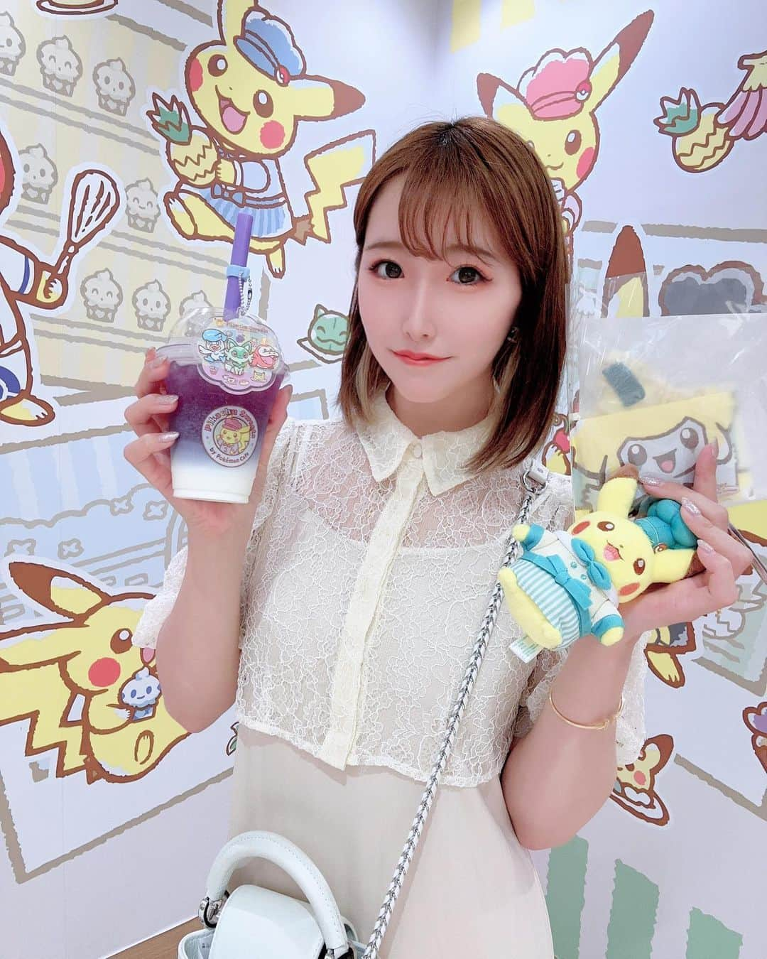 諸星みゆさんのインスタグラム写真 - (諸星みゆInstagram)「🍰 ⁡ 池袋のピカチュウスイーツで ポットデスにアロマセラピーしてもらった🫖💜 ⁡ おいしい紅茶わけてもらって リラックスできた〜(*˘⌣˘*)💭 ⁡ (帰りの電車爆睡しちゃった😪😴💤) ⁡ 大好きなジラーチのポケッフルも 食べて満足( ¯﹀¯ )🤍🤍 ⁡ ┈┈┈┈┈┈┈┈┈┈┈┈┈┈┈┈┈┈┈┈ ⁡ 🍰 Pikachu Sweets By Pokemon Cafe ⁡ 📍 東京都豊島区東池袋3-1-2    サンシャインシティ 専門店街アルパ 2F ⁡ ┈┈┈┈┈┈┈┈┈┈┈┈┈┈┈┈┈┈┈┈ ⁡  #pikachu  #pikachusweets  #pokemon  #pokémon  #pokemoncafe  #pokemoncenter  #pokemonfan  #pokemoncommunity  #ポケモン  #ポケモンセンター  #ピカチュウスイーツ  #ピカチュウスイーツbyポケモンカフェ  #ポケモンカフェ  #ジラーチ  #ポケッフル」7月27日 23時26分 - miyucheese.ig