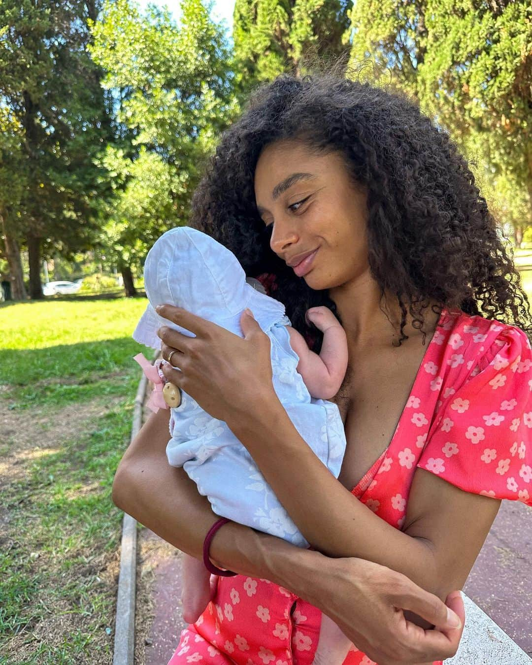 マリア・ベネディクタ・チグボルさんのインスタグラム写真 - (マリア・ベネディクタ・チグボルInstagram)「My first birthday as a mum 🙏❤️」7月27日 23時35分 - benedictachigbolu