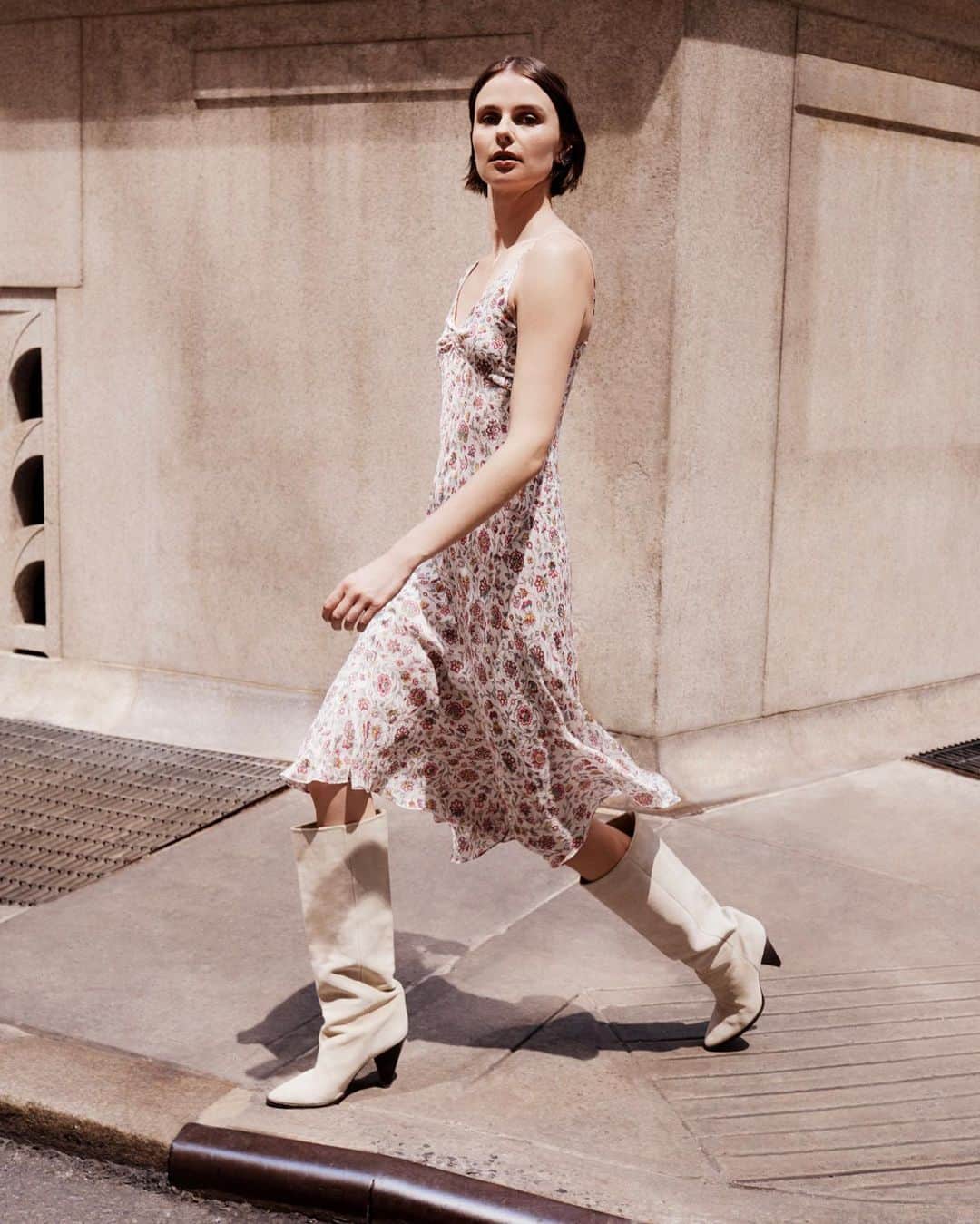 Saks Fifth Avenueのインスタグラム：「Polished, but with Western flair…it’s the @isabelmarant way. Tap or head to the link in our bio to shop. #Saks」