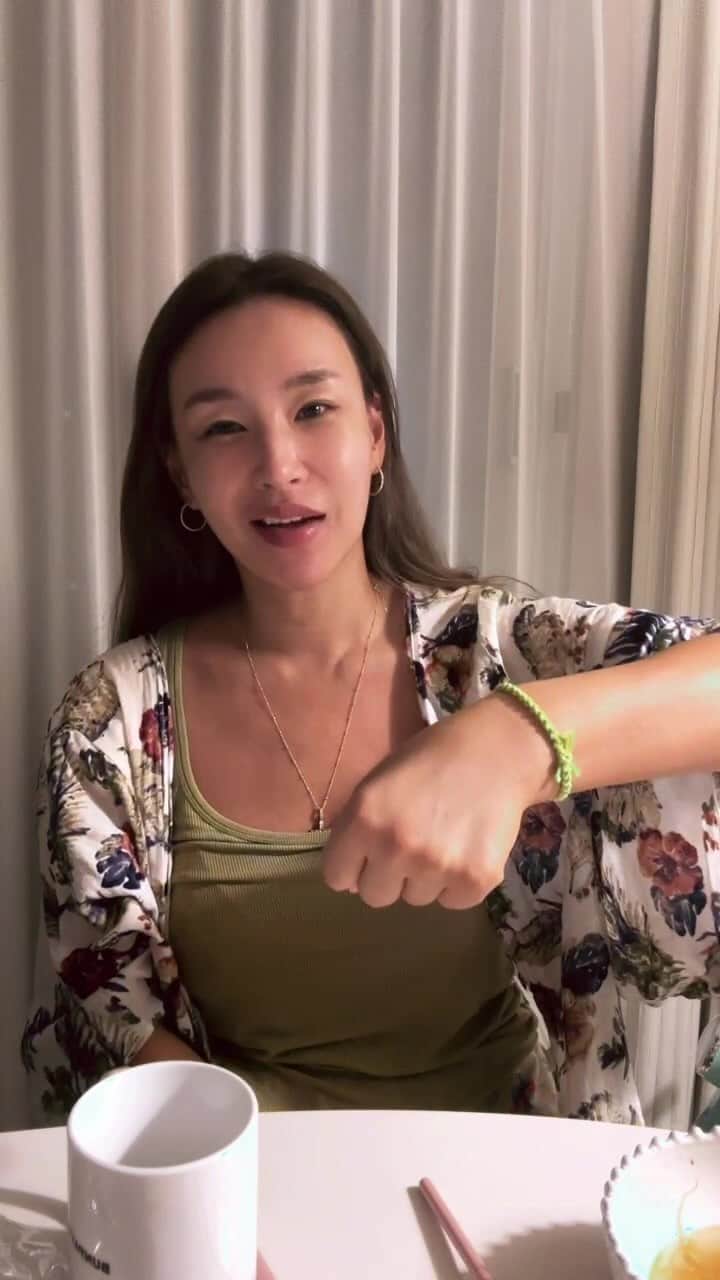 ペ・ユンジョンのインスタグラム：「😎」