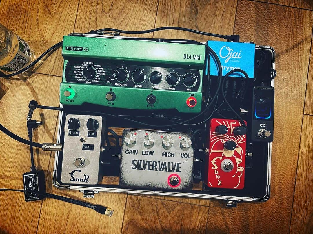 猪狩翔一のインスタグラム：「今回のレコーディング用に新ボードo(^-^)o #strymon  #onecontrol  #funkojisan  #line6  #sommercable」