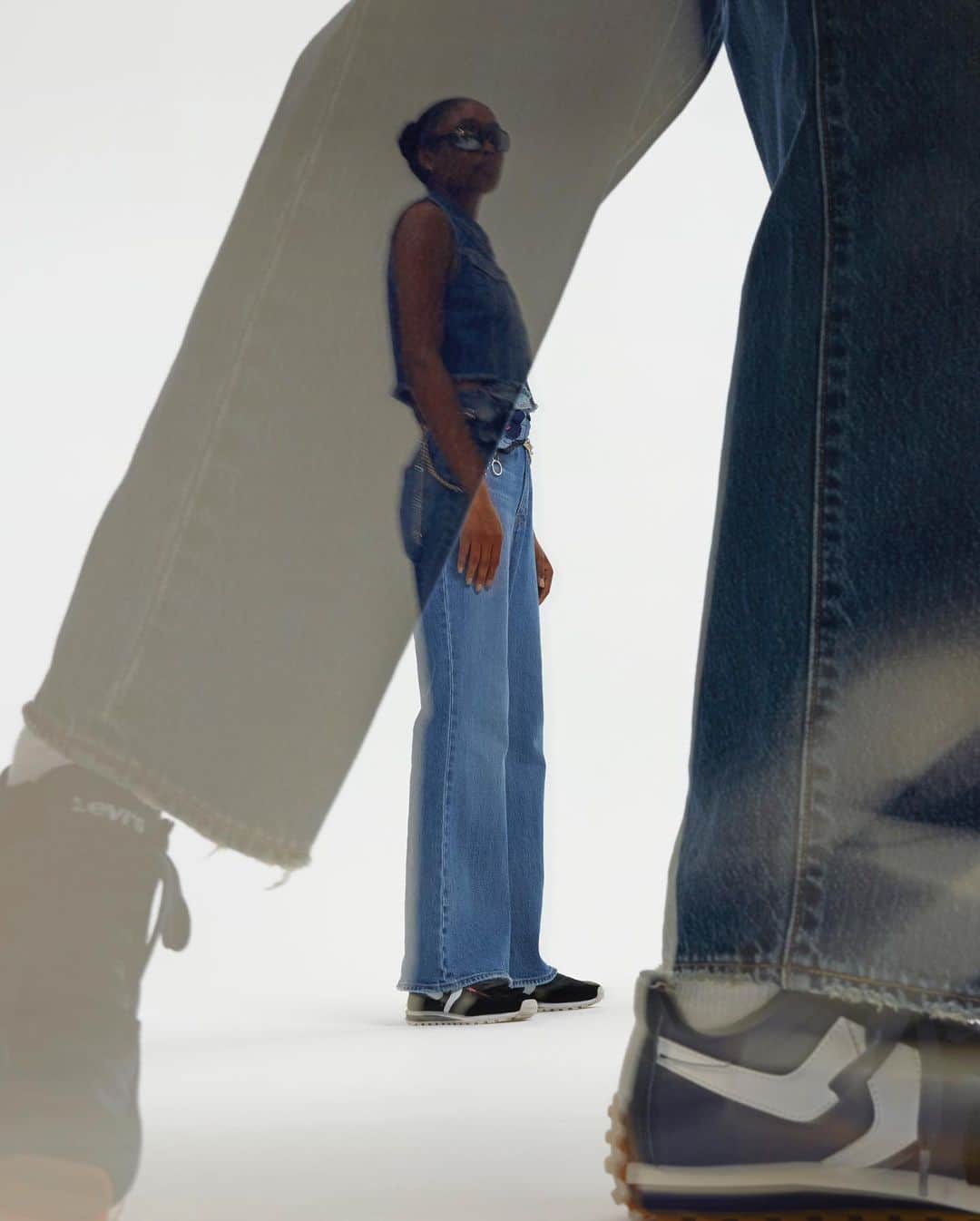 Levi’sのインスタグラム：「(Re)introducing the Stryder.   Inspired by the '70s and the glory era of running shoes, the Stryder is the first sneaker from the Levi's® for Feet line featuring the Two Legs logo. Shop now via the link in bio.  Only available in select markets.」