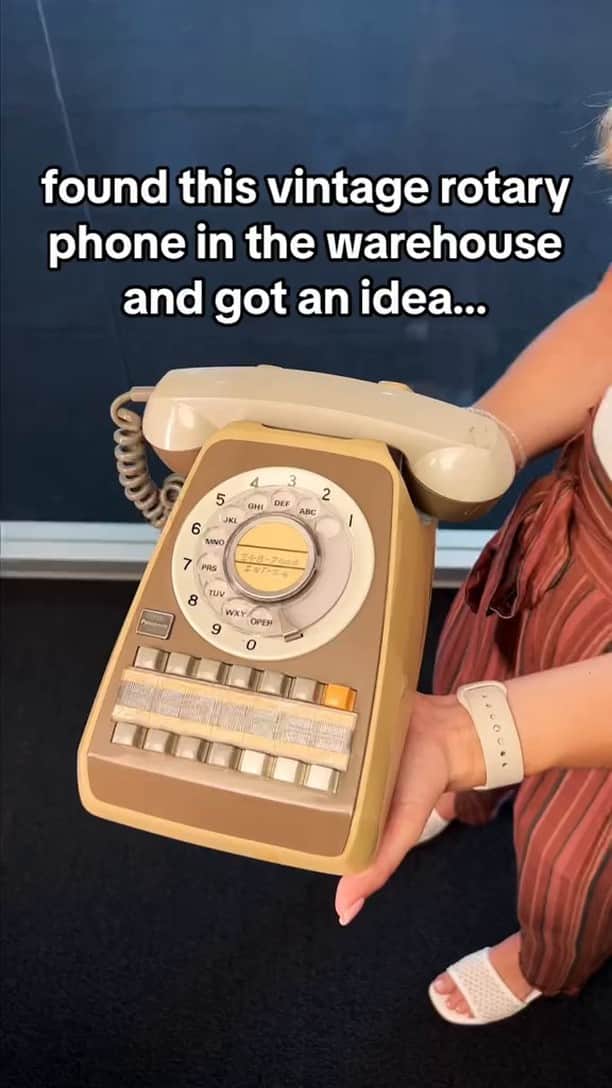 Panasonicのインスタグラム：「fun fact: New York’s area code was 212 because it was the fastest to dial! 🗽☎️」