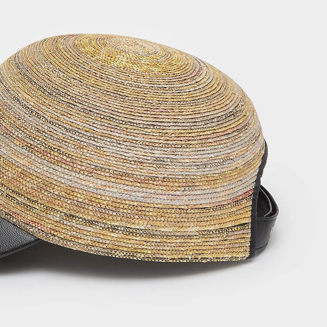 のインスタグラム：「Base Straw Spiral Charming summer weaves. 𝟐𝟎% 𝐎𝐅𝐅 on summer styles, until 10th august 2023.  Carpe diem and shop at reinhardplank.it  #reinhardplank #hatmaker #summer2023 #hat #summersale #sale」