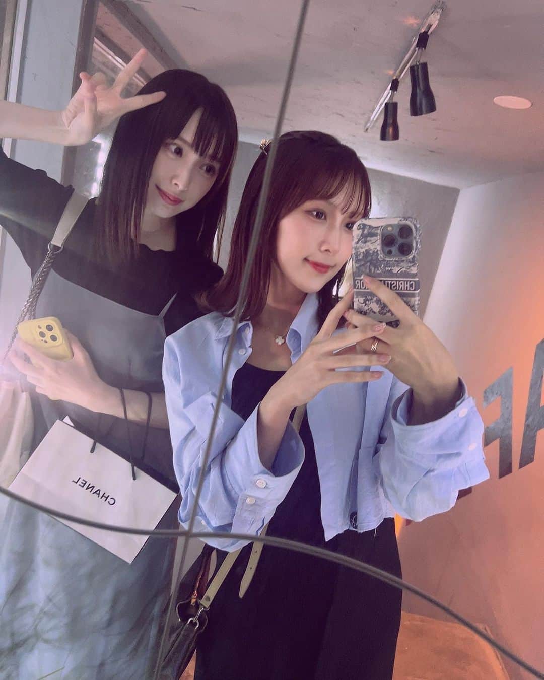 明石奈津子さんのインスタグラム写真 - (明石奈津子Instagram)「らぶい👭❤️ 詳しい方東京のオススメカフェ教えてください☕️ #cafein」7月28日 1時00分 - nattu_official