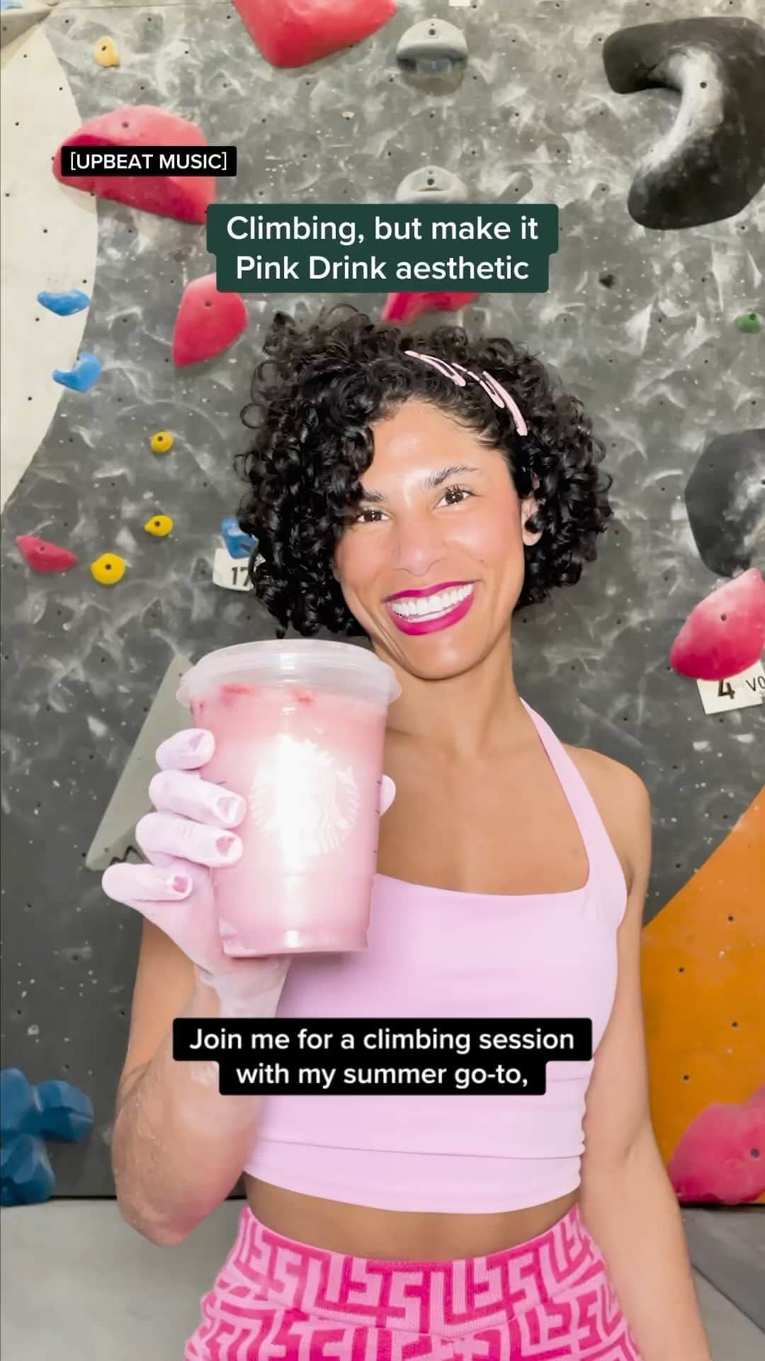 Starbucksのインスタグラム：「@polychrom3 knows it’s not just a Pink Drink, it’s a lifestyle. 💕 #RockClimbing #StarbucksDrinks #PinkDrink #StarbucksRefreshers #PinkStyle」