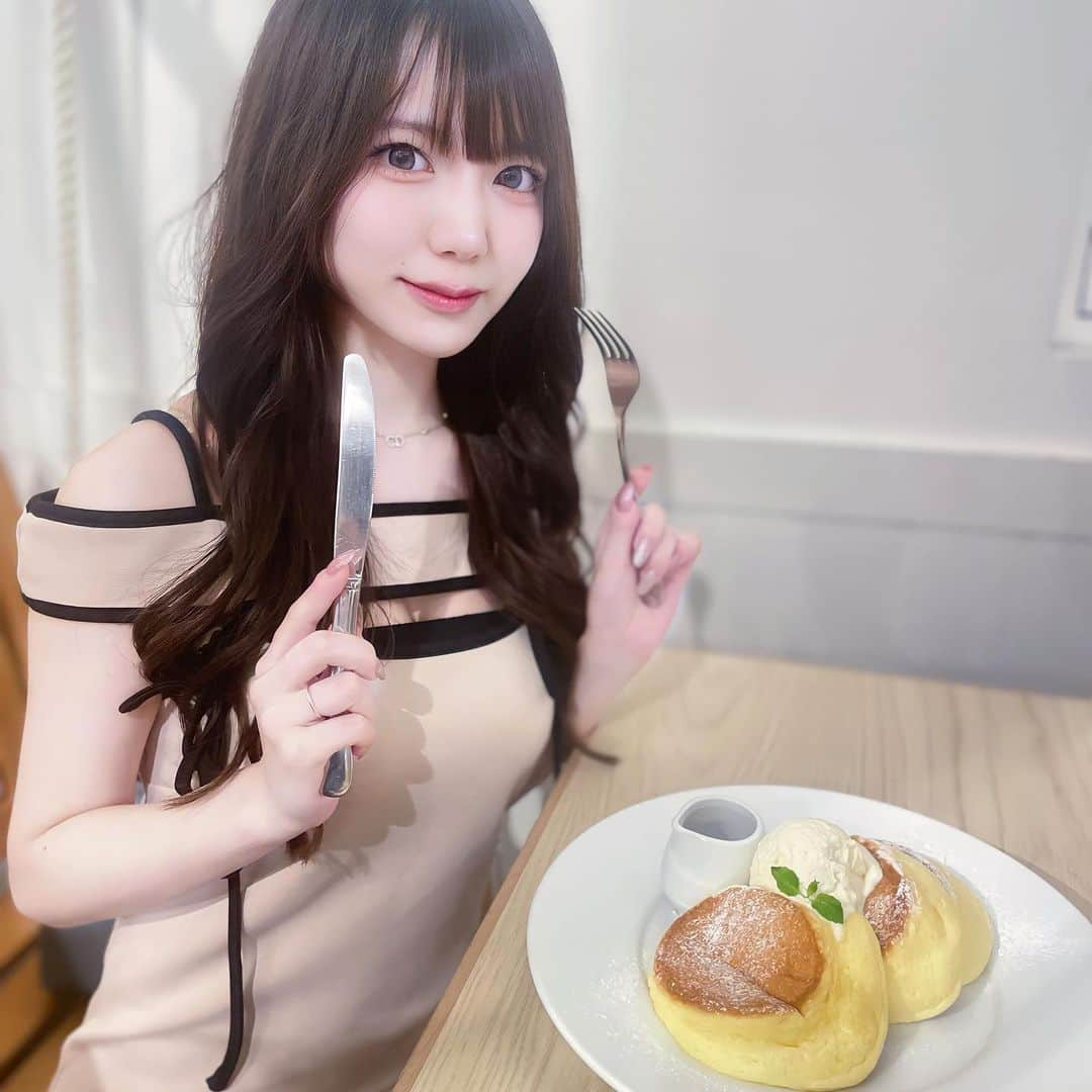 ゆあにゃんさんのインスタグラム写真 - (ゆあにゃんInstagram)「きらきらカフェより居酒屋わいわいタイプだけど、たまにはきらきらさせて  #コンカフェ  #コンカフェ嬢  #メイドカフェ  #ミナミコンカフェ  #ミナミ  #宗右衛門町コンカフェ  #宗右衛門町  #大阪  #大阪コンカフェ  #いいね  #いいね返し  #フォロバ  #自撮り  #自撮り界隈の人と繋がりたい #自撮り女子  #ハーフツイン  #アイドル #地下アイドル #自撮り界隈 #キャバ嬢 #歌舞伎町 #元アイドル #フォロー #いいねした人全員フォローする#フォロバ100 #フォローバック #フォロー返します #フォロワー #カフェ  #しあわせのパンケーキ」7月28日 2時05分 - _y55217