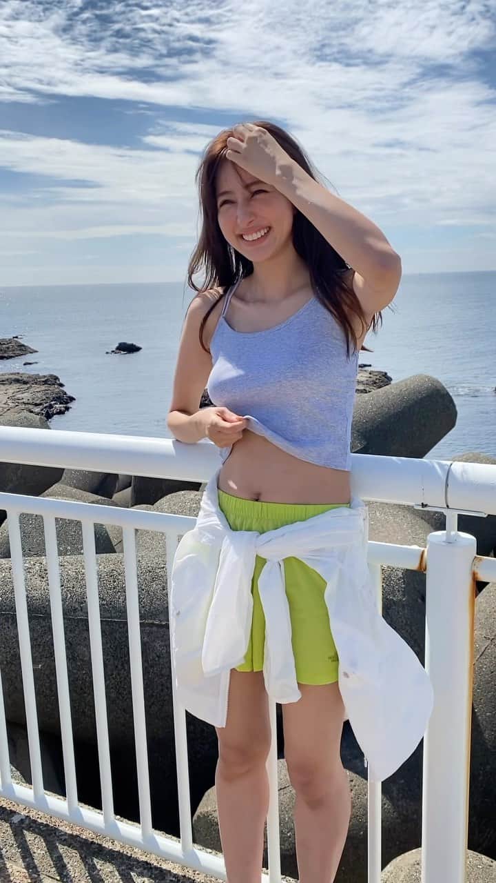 愛甲千笑美のインスタグラム：「#写真集　#オフショット」