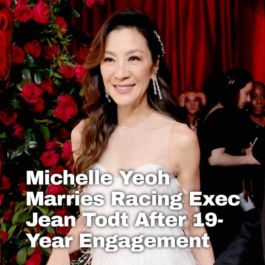 Just Jaredさんのインスタグラム写真 - (Just JaredInstagram)「Michelle Yeoh is married! The Oscar-winning actress tied the knot with racing exec Jean Todt on Thursday after a 19-year engagement. All the details about their big day are at the LINK IN BIO. #MichelleYeoh #JeanTodt Photo: Getty」7月28日 15時49分 - justjared