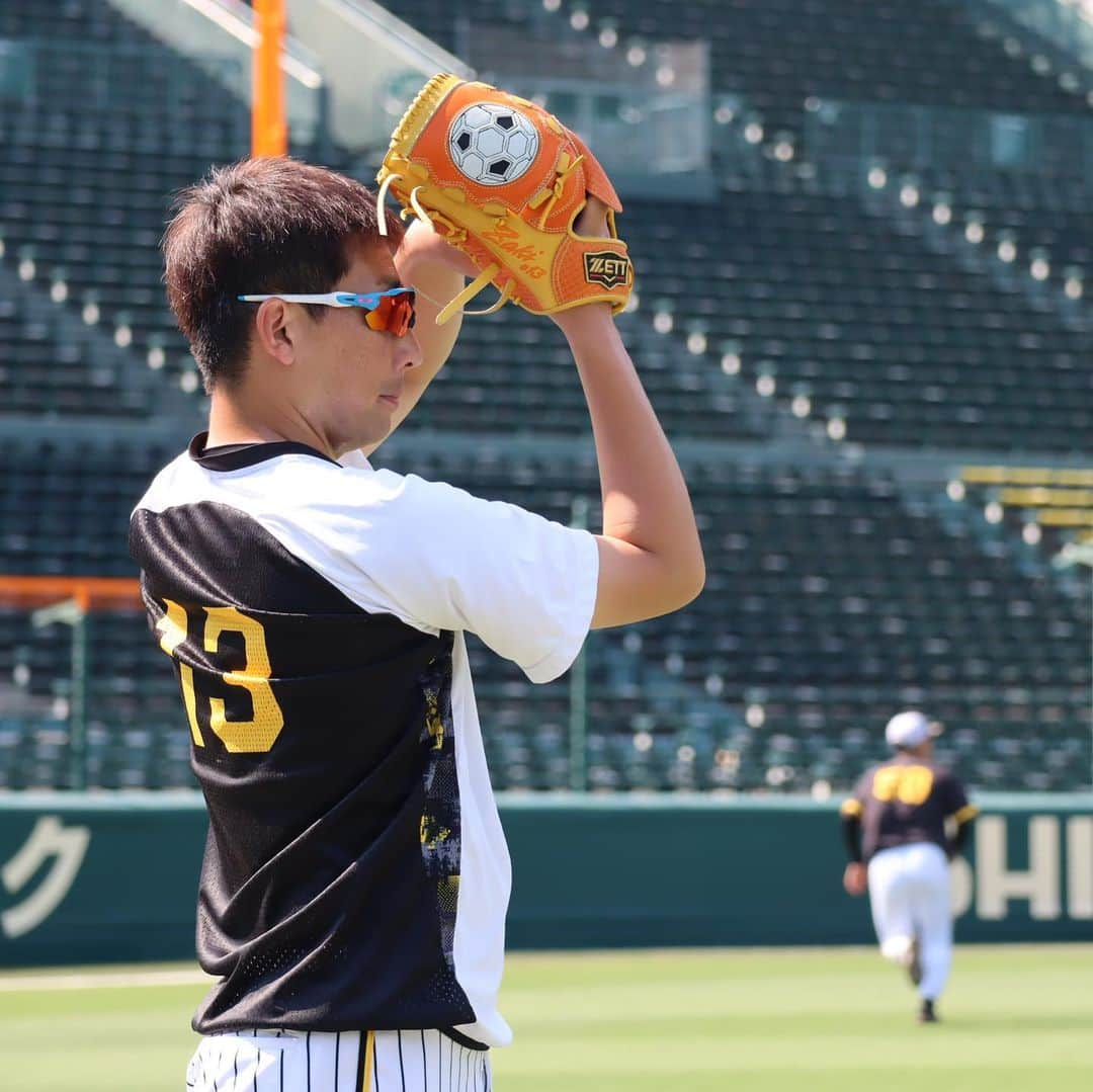 阪神タイガースさんのインスタグラム写真 - (阪神タイガースInstagram)「7月28日広島戦の試合前練習の様子です！ #前川右京 選手 #坂本誠志郎 選手 #中野拓夢 選手 #大山悠輔 選手 #原口文仁 選手 #渡邉諒 選手 #小林慶祐 選手 #岩崎優 選手 #西純矢 選手 #岩貞祐太 選手 #阪神タイガース  #ウル虎の夏 #ウル虎の夏2023  #JERAセリーグ #ARE」7月28日 16時09分 - hanshintigers_official